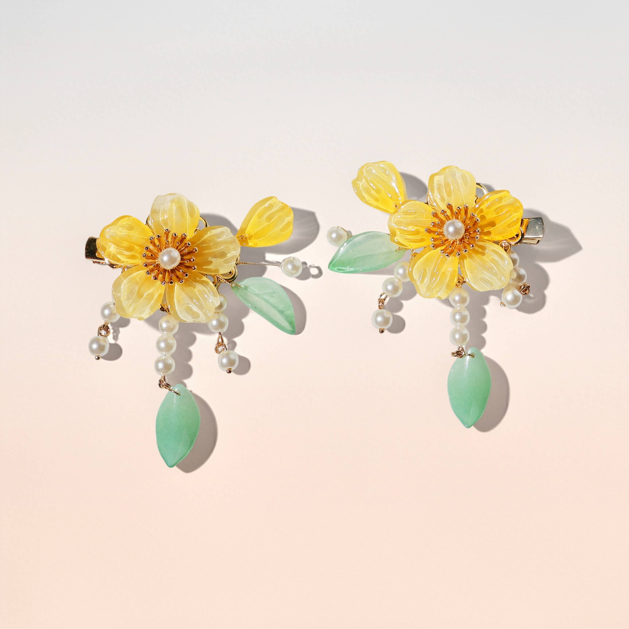 Marigold Floral Pearl Dangle Clip (2-Piece Set)