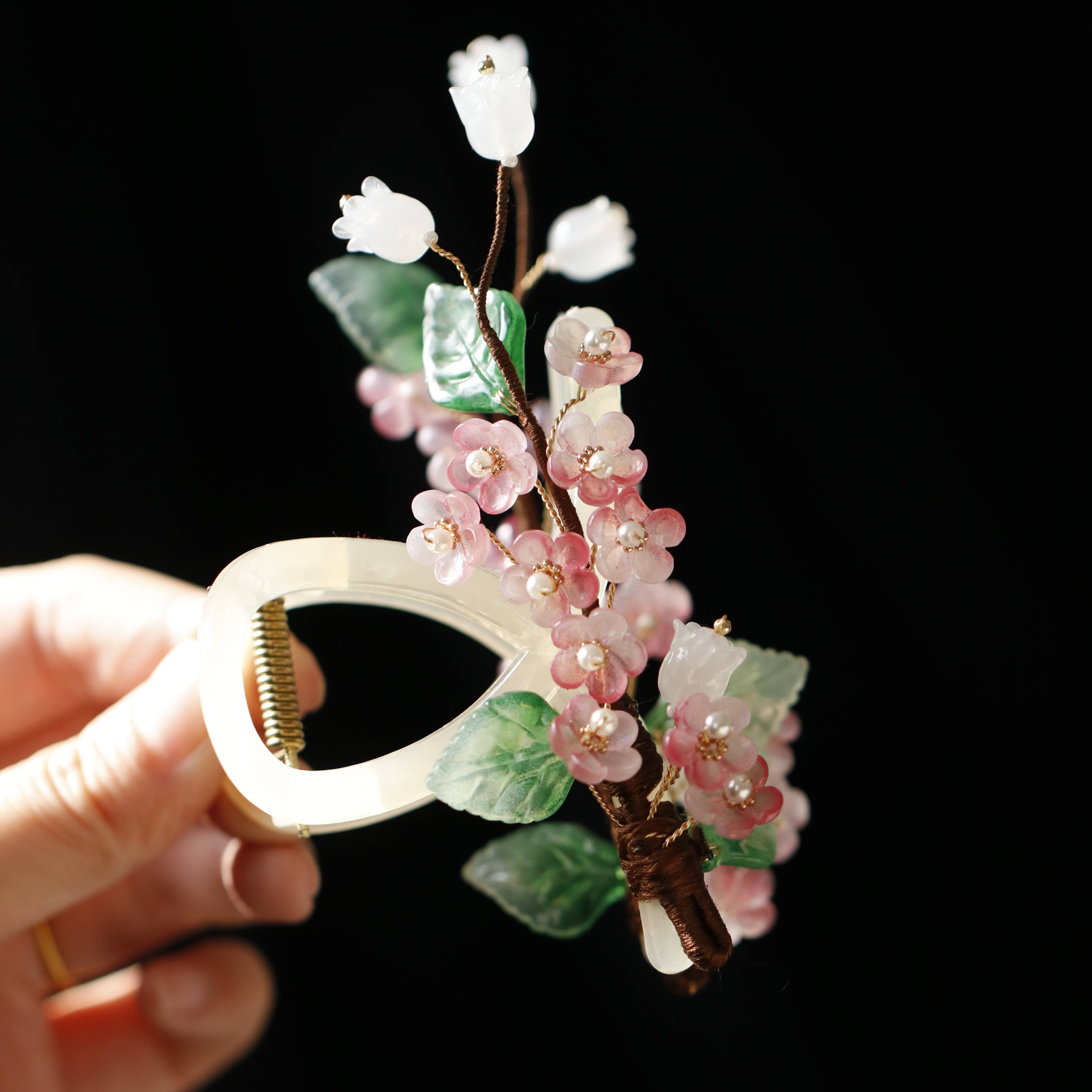 Sakura Mist Garden Hair Claw