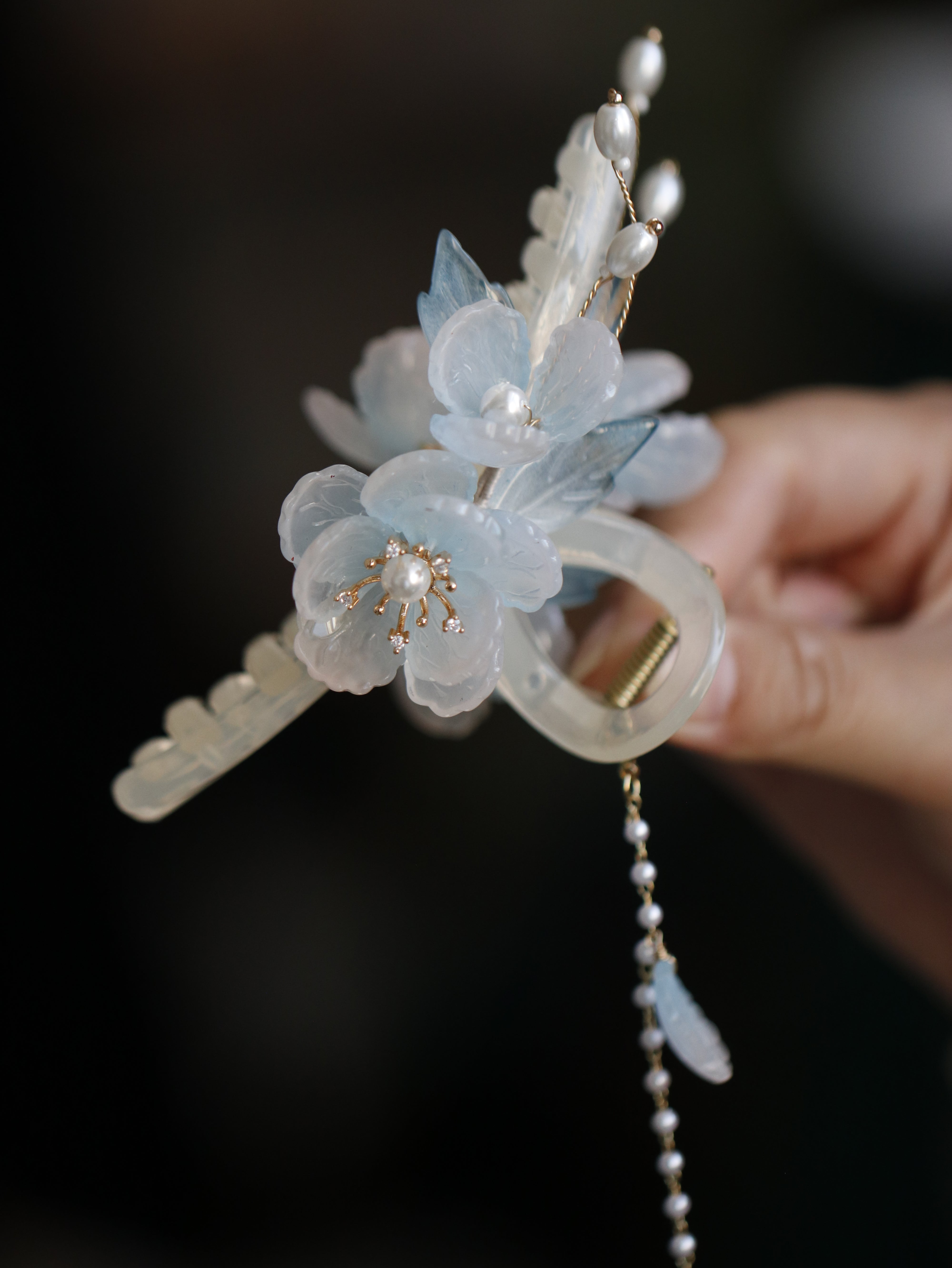 Sky Garden Flower Hair Claw