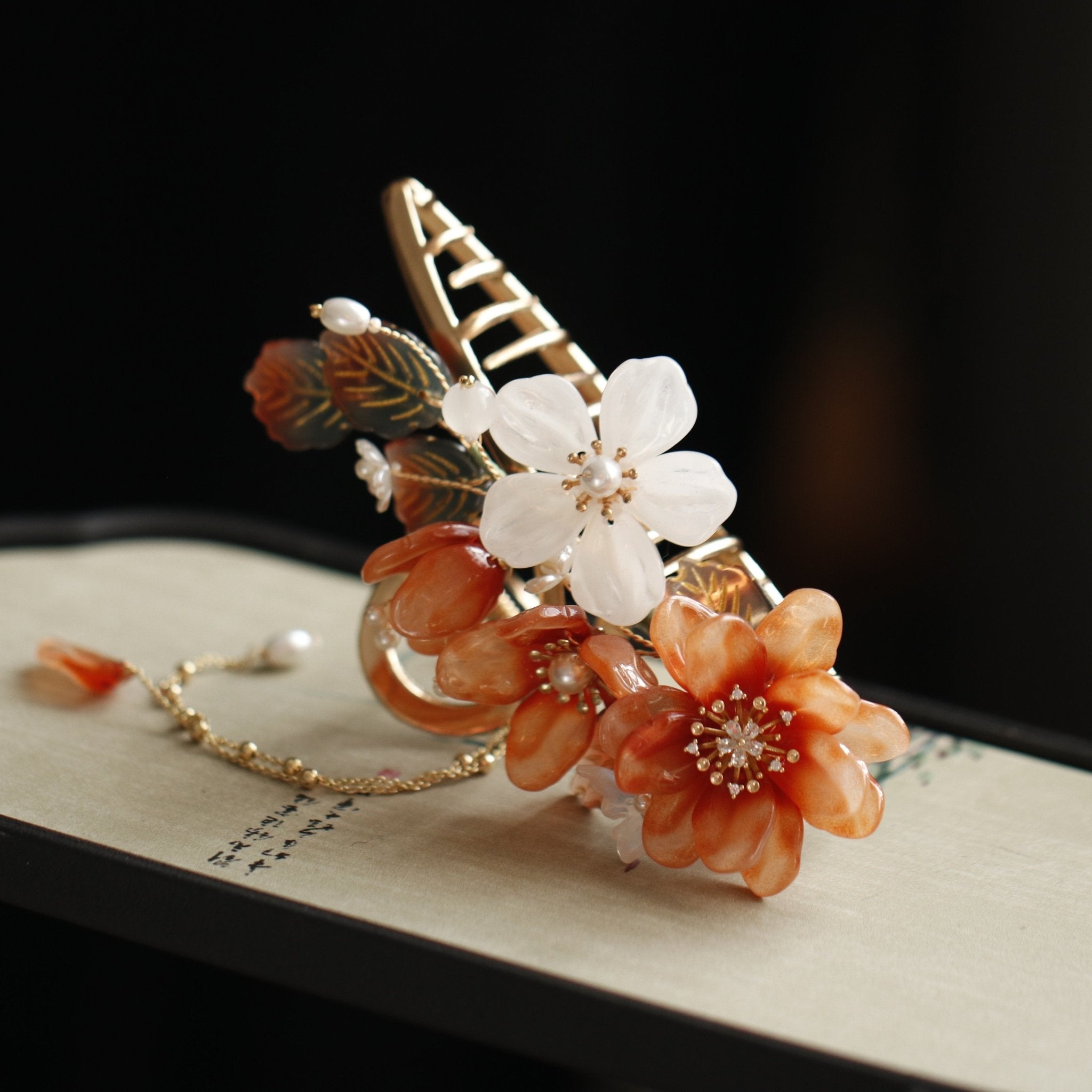 Amber Blossom Pearl Hair clawhair clawsJewelryBlossomuniqueflowerearringsgiftforhermothergiftdaughtergiftbirthdaygiftanniversarygift