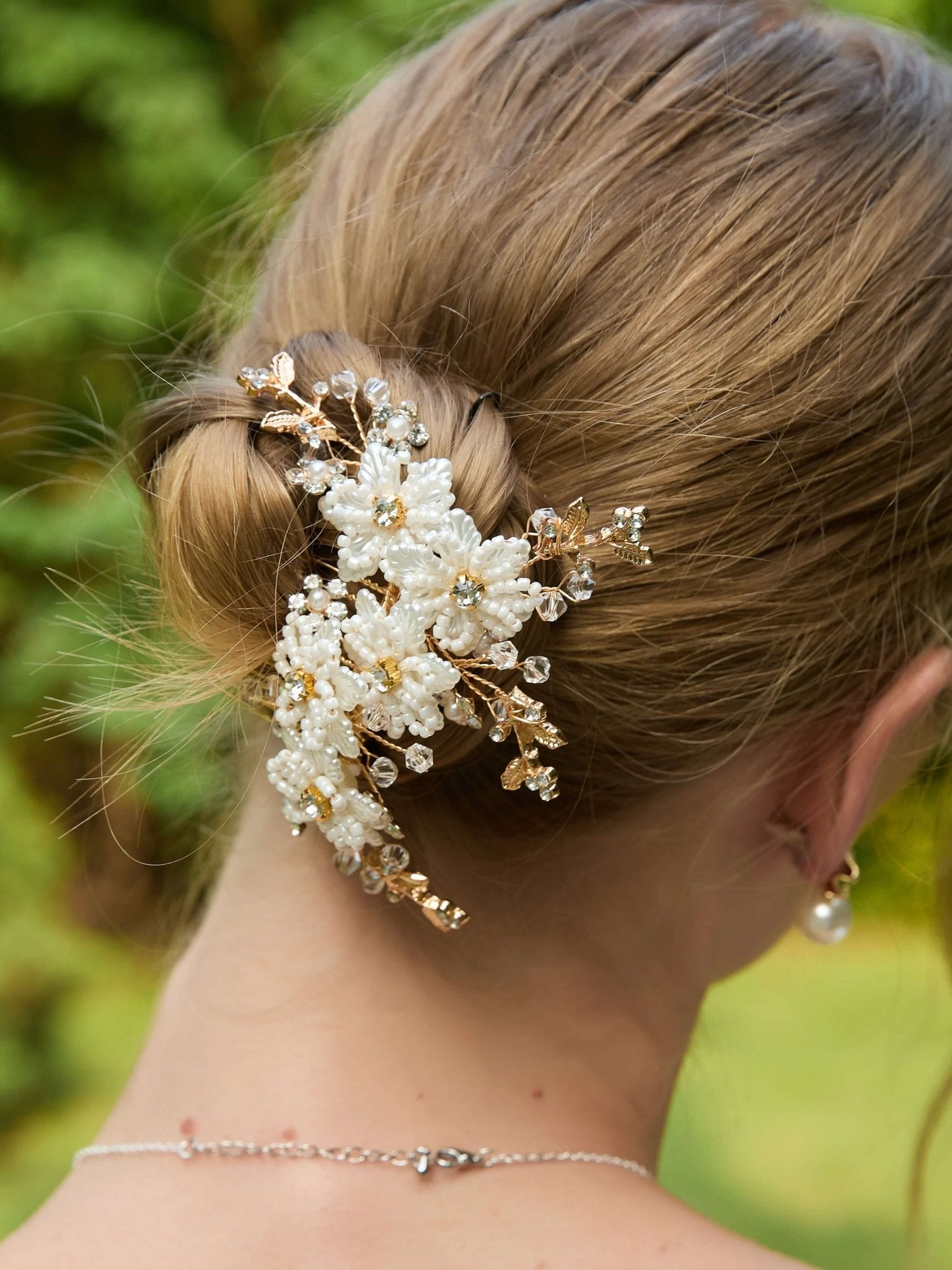 Amelia Gold CombHAIRJewelryBlossomuniqueflowerearringsgiftforhermothergiftdaughtergiftbirthdaygiftanniversarygift