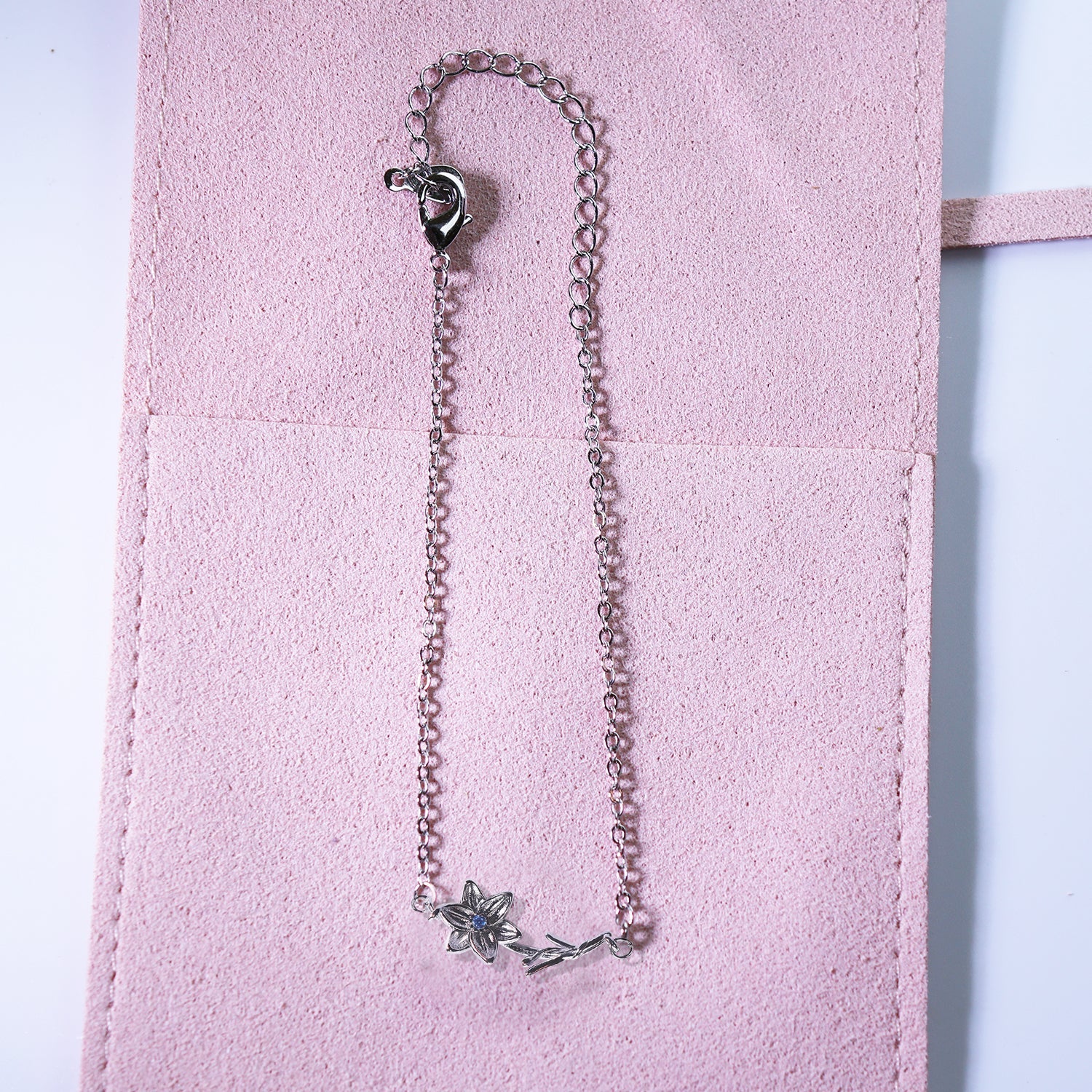 Birth Flower Silver BraceletsBraceletJewelryBlossomuniqueflowerearringsgiftforhermothergiftdaughtergiftbirthdaygiftanniversarygift