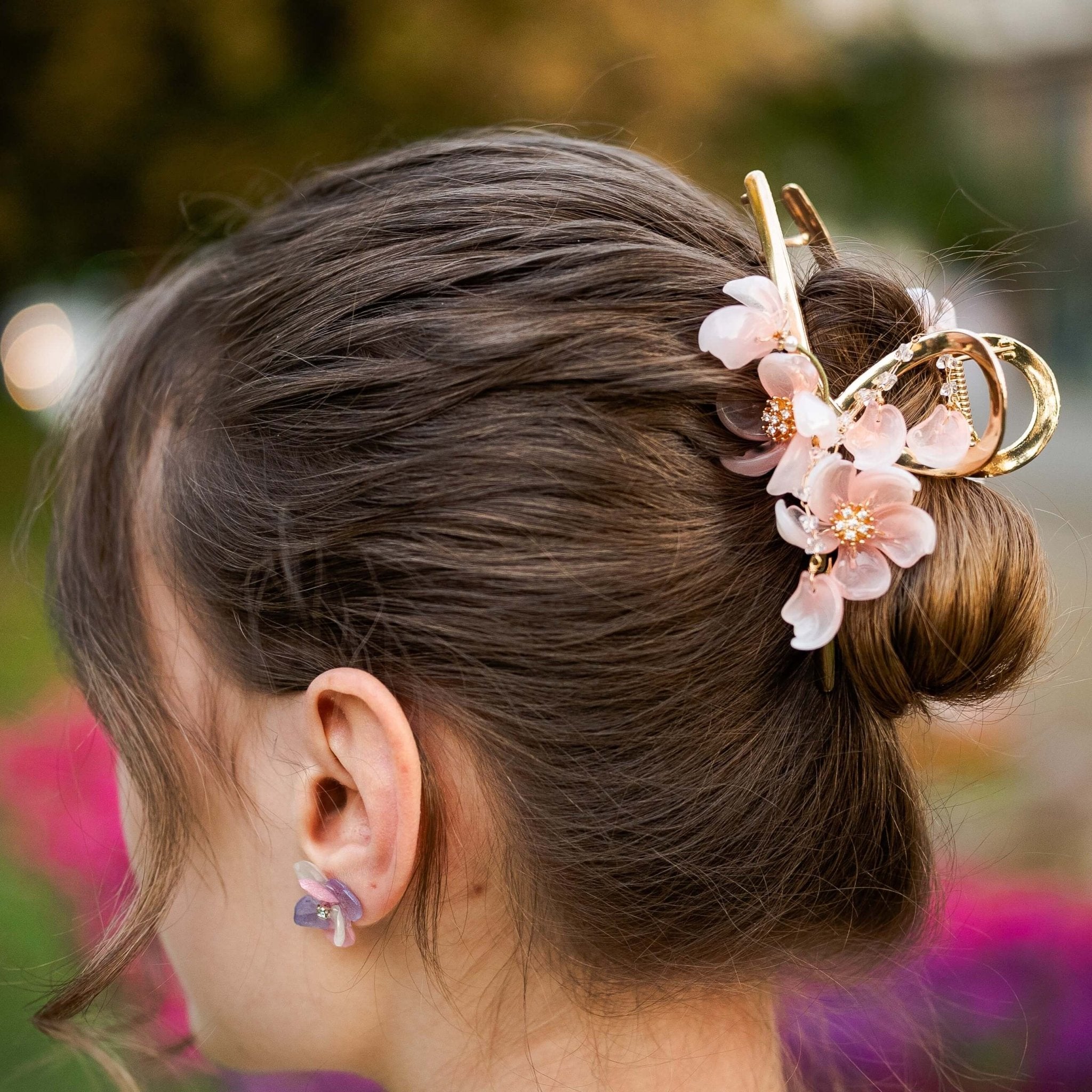 Cherry Blossom Crystal Hair Clawhair clawsJewelryBlossomuniqueflowerearringsgiftforhermothergiftdaughtergiftbirthdaygiftanniversarygift