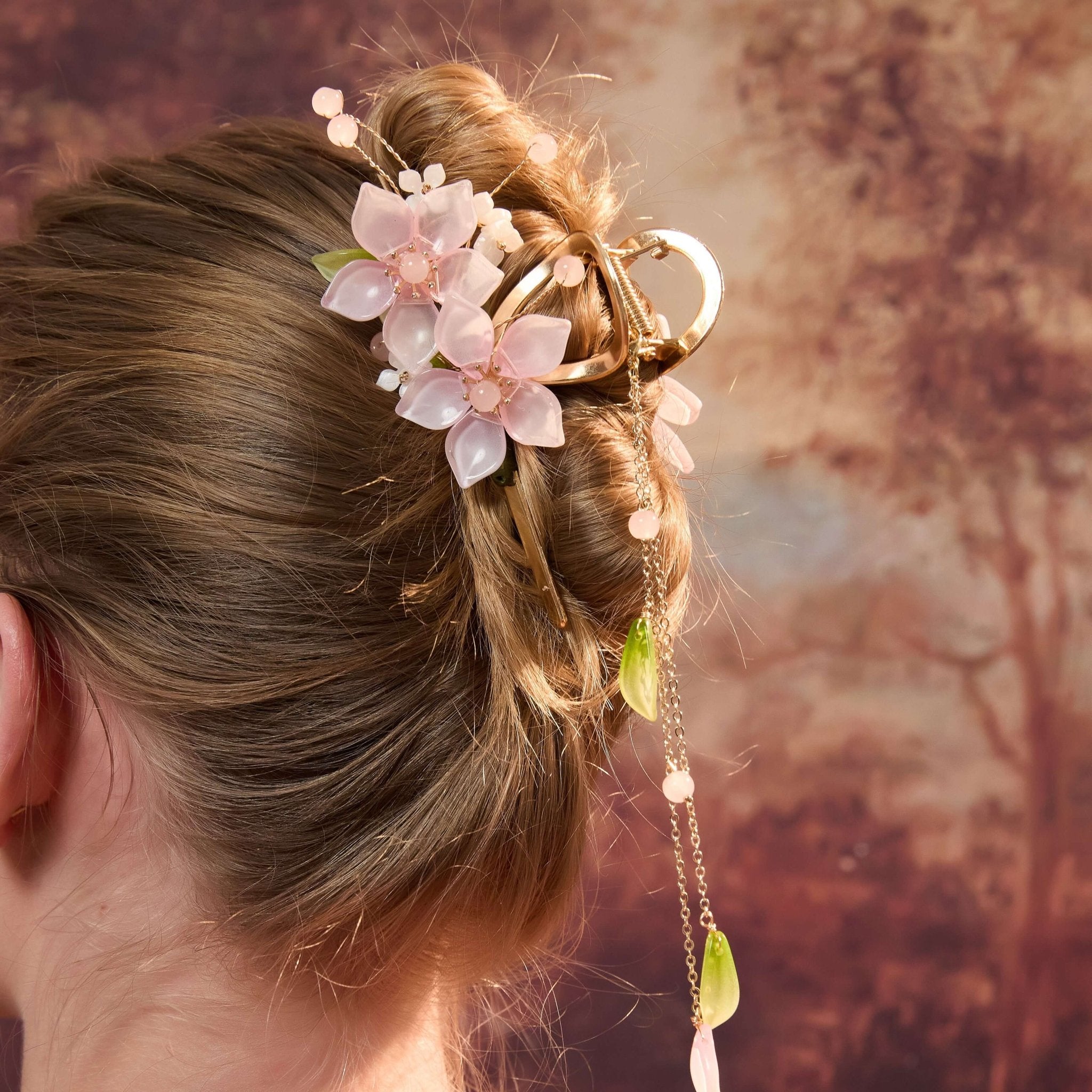 Cherry Blossom Tassel Hair Clawhair clawsJewelryBlossomuniqueflowerearringsgiftforhermothergiftdaughtergiftbirthdaygiftanniversarygift