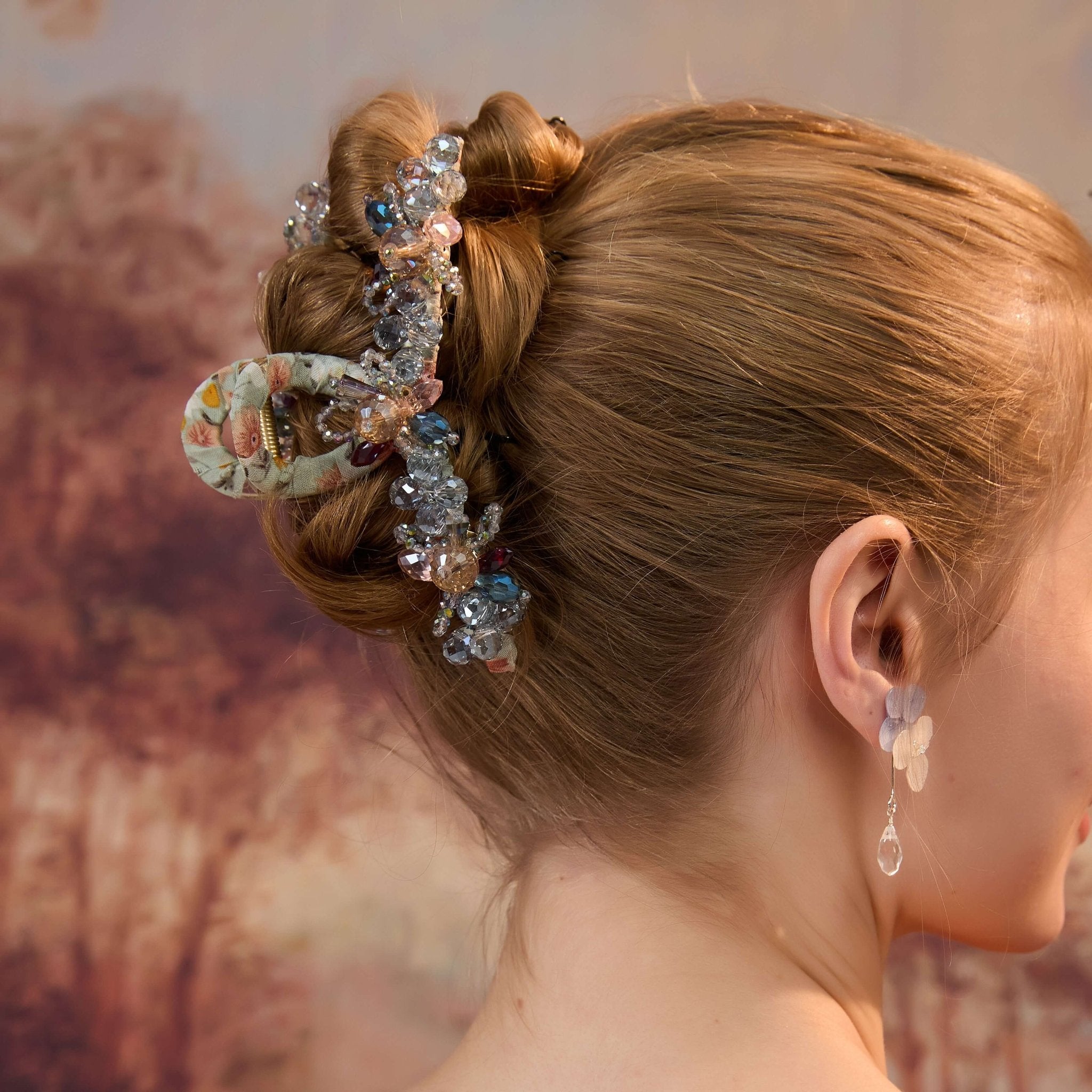 Crystal Garden Bloom Clawhair clawsJewelryBlossomuniqueflowerearringsgiftforhermothergiftdaughtergiftbirthdaygiftanniversarygift