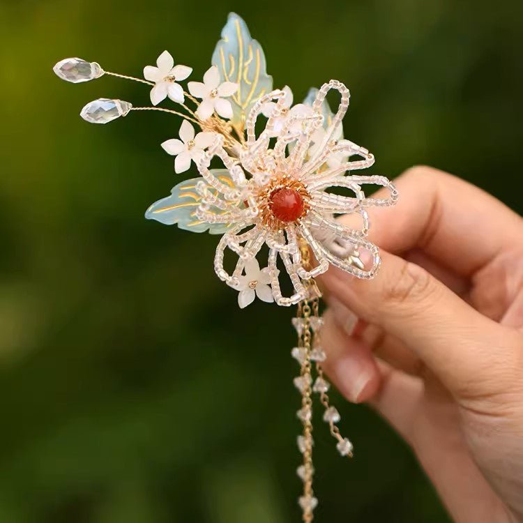 Daisy Jasmine Flower Garden Hair ClipHair ClipsJewelryBlossomuniqueflowerearringsgiftforhermothergiftdaughtergiftbirthdaygiftanniversarygift