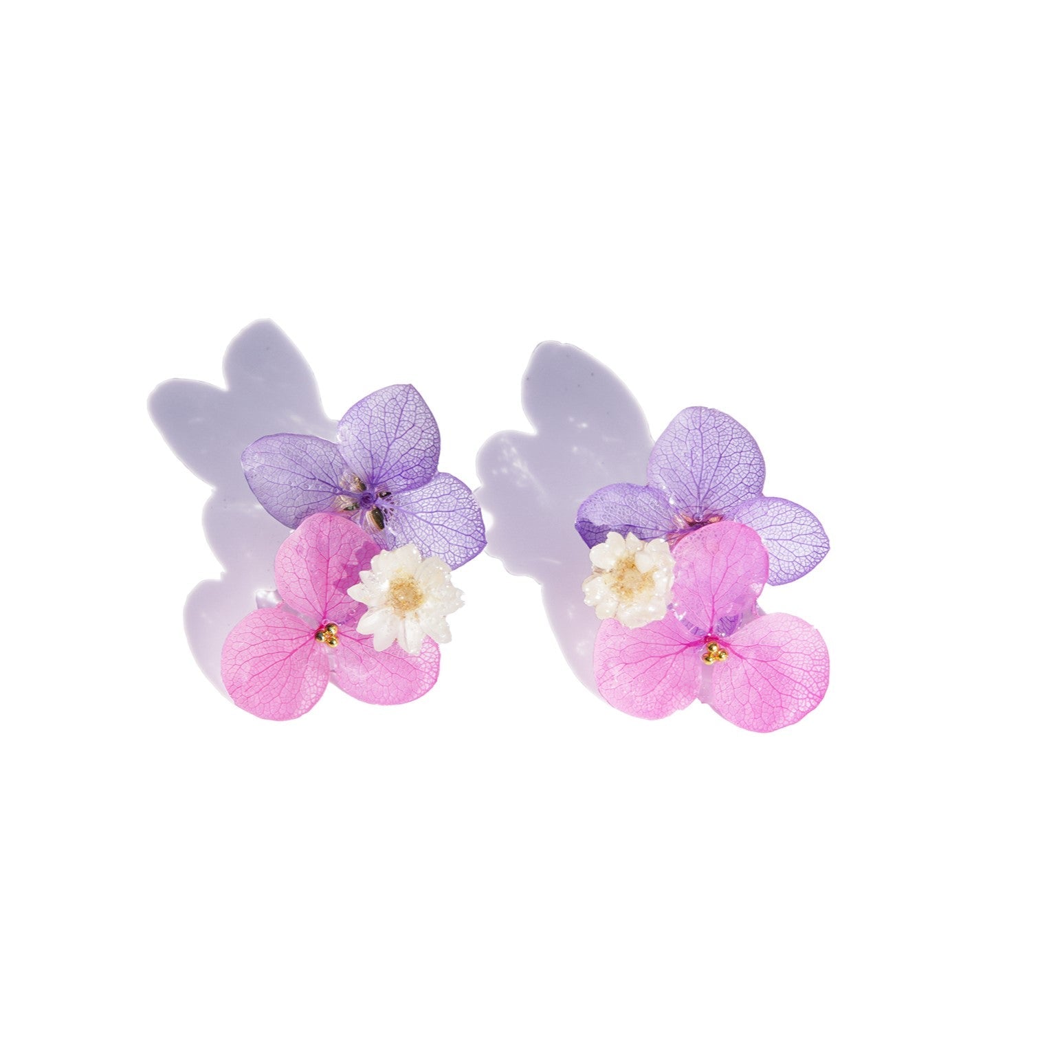 Dancing Purple Daisy Flower Stud EarringsEarringsJewelryBlossomuniqueflowerearringsgiftforhermothergiftdaughtergiftbirthdaygiftanniversarygift