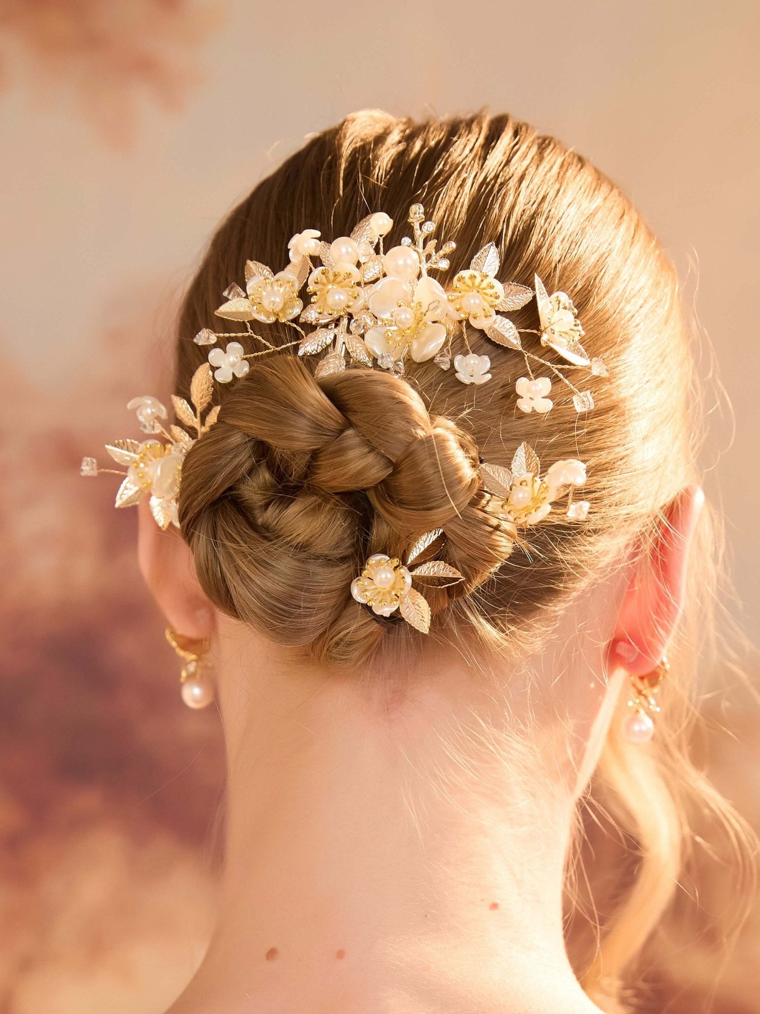 Evelyn Comb Set (4-Piece)HAIRJewelryBlossomuniqueflowerearringsgiftforhermothergiftdaughtergiftbirthdaygiftanniversarygift