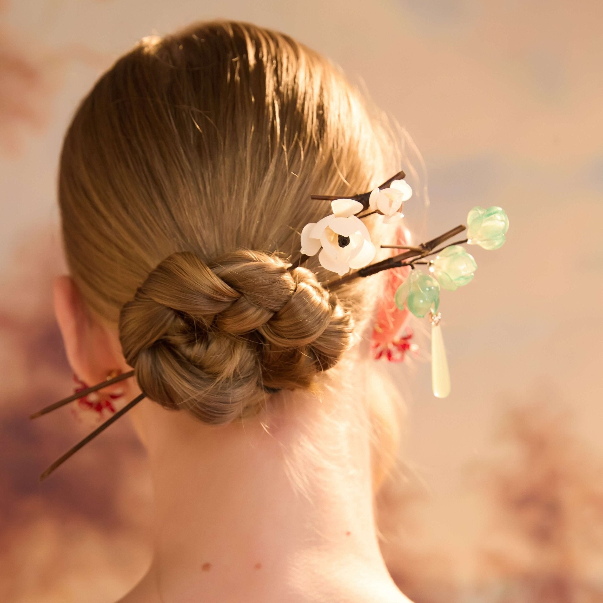 Glacial Jade Magnolia Hair Stick HAIR JewelryBlossom flowerjewelry weddingjewelry bridaljewelry weddinggift bridemaidgiftgiftforher mothergift daughtergift birthdaygift anniversarygi