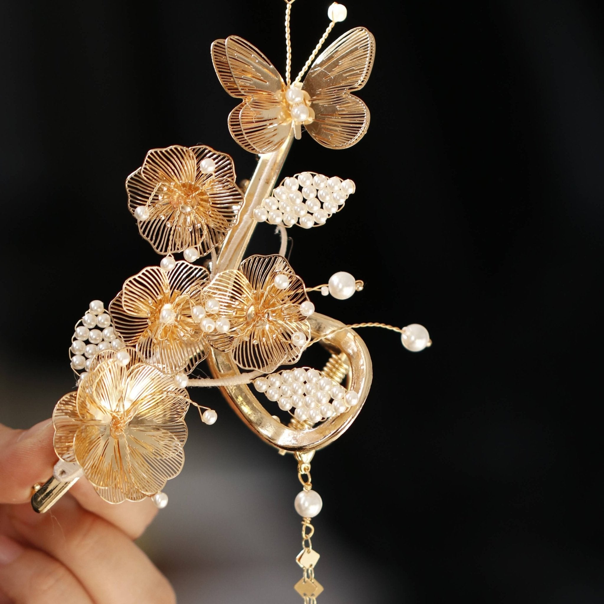 Golde Flora Tassel Butterfly Garden Hair Clawhair clawsJewelryBlossomuniqueflowerearringsgiftforhermothergiftdaughtergiftbirthdaygiftanniversarygift