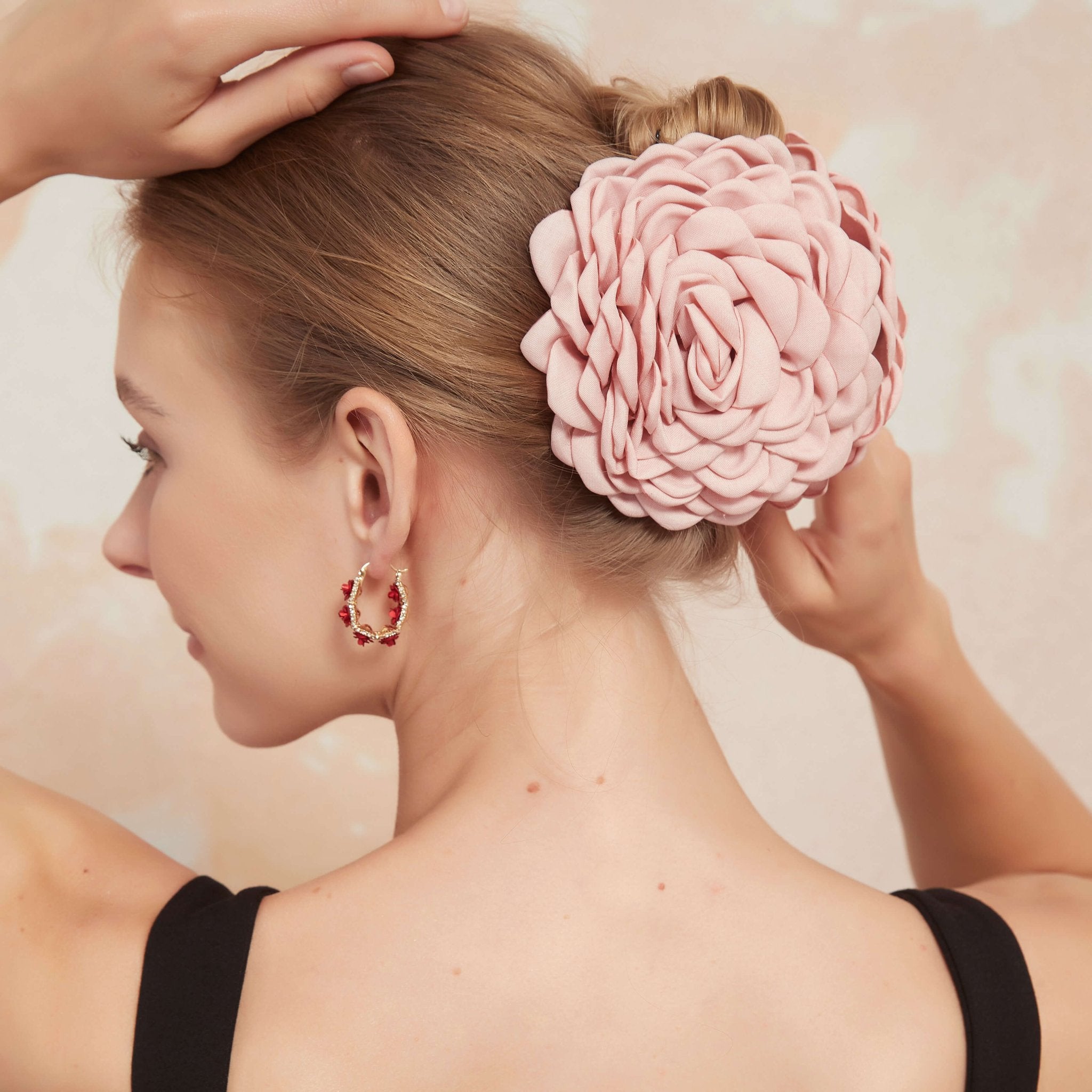 Large Pink Camellia Hair Clawhair clawsJewelryBlossomuniqueflowerearringsgiftforhermothergiftdaughtergiftbirthdaygiftanniversarygift