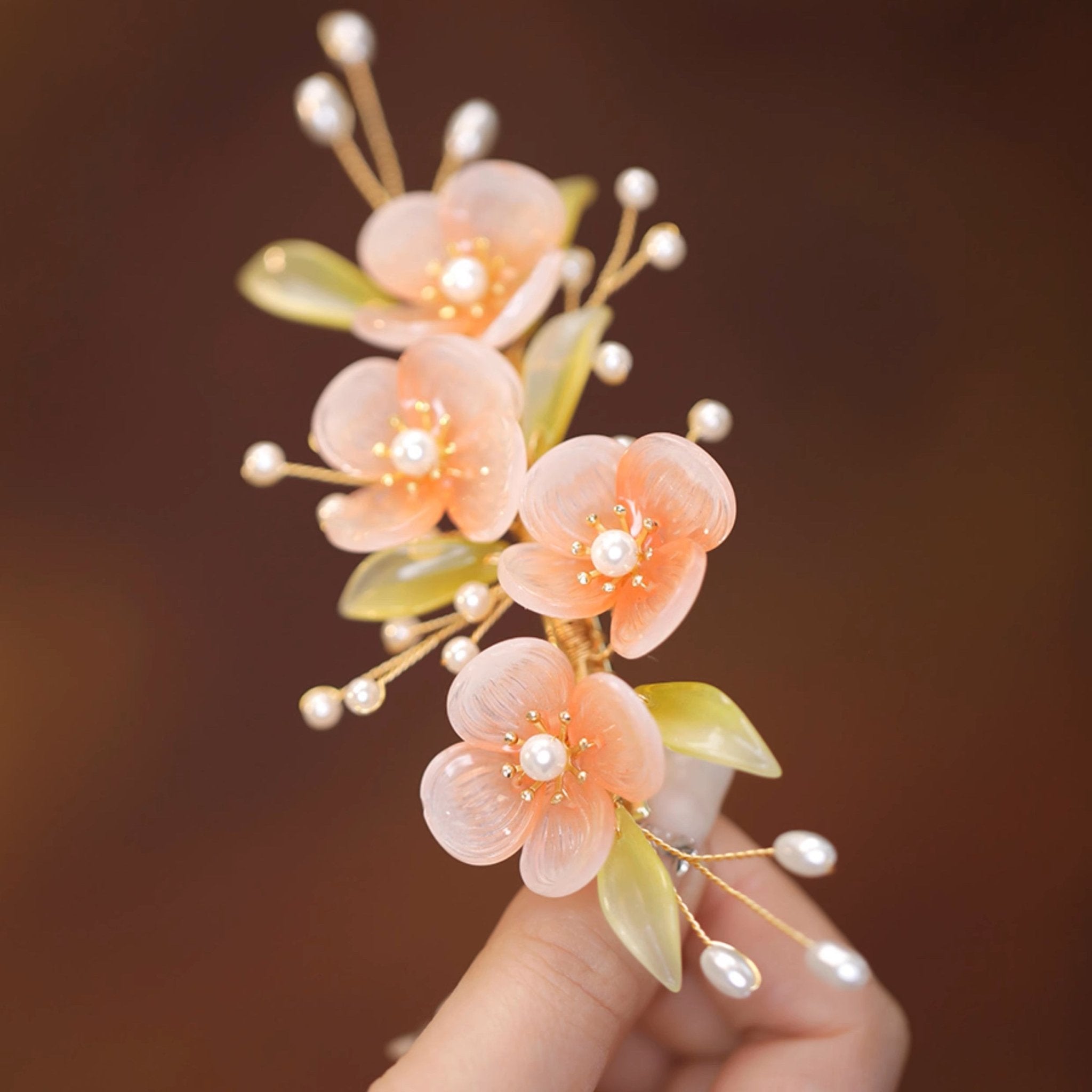 Mother of Pearl Primrose Garden Hair ClipHair ClipsJewelryBlossomuniqueflowerearringsgiftforhermothergiftdaughtergiftbirthdaygiftanniversarygift