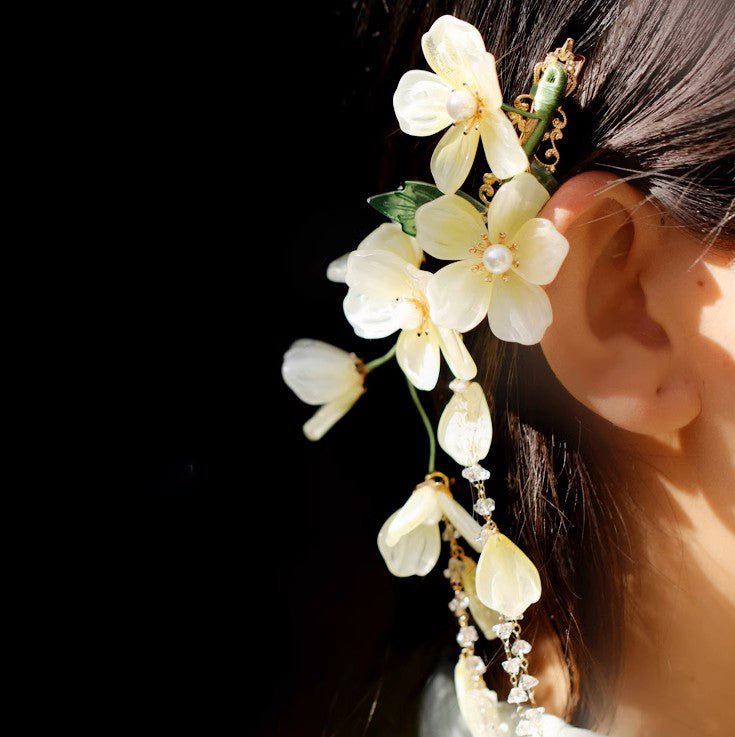 Osmanthus Flower Tassel Hair ClipHair ClipsJewelryBlossomuniqueflowerearringsgiftforhermothergiftdaughtergiftbirthdaygiftanniversarygift