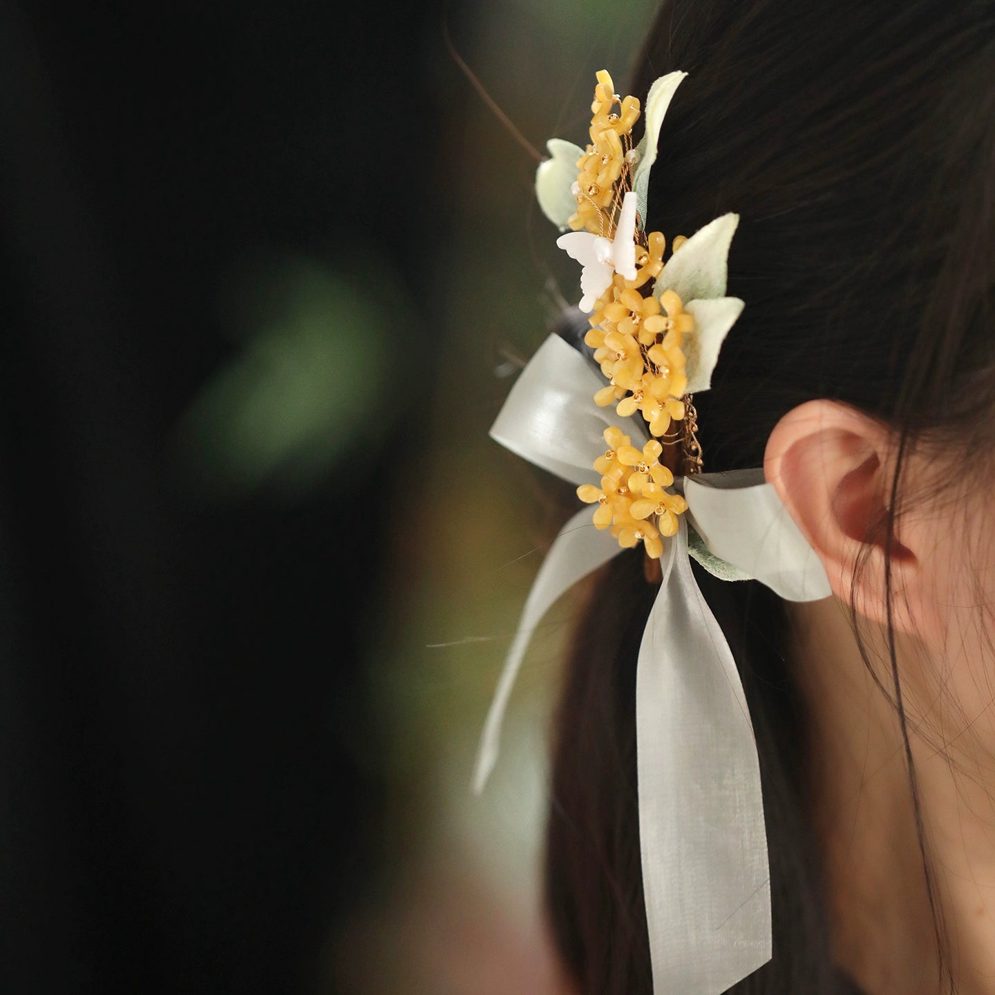 Osmanthus & Silk Ribbon Hair ClipHair ClipsJewelryBlossomuniqueflowerearringsgiftforhermothergiftdaughtergiftbirthdaygiftanniversarygift