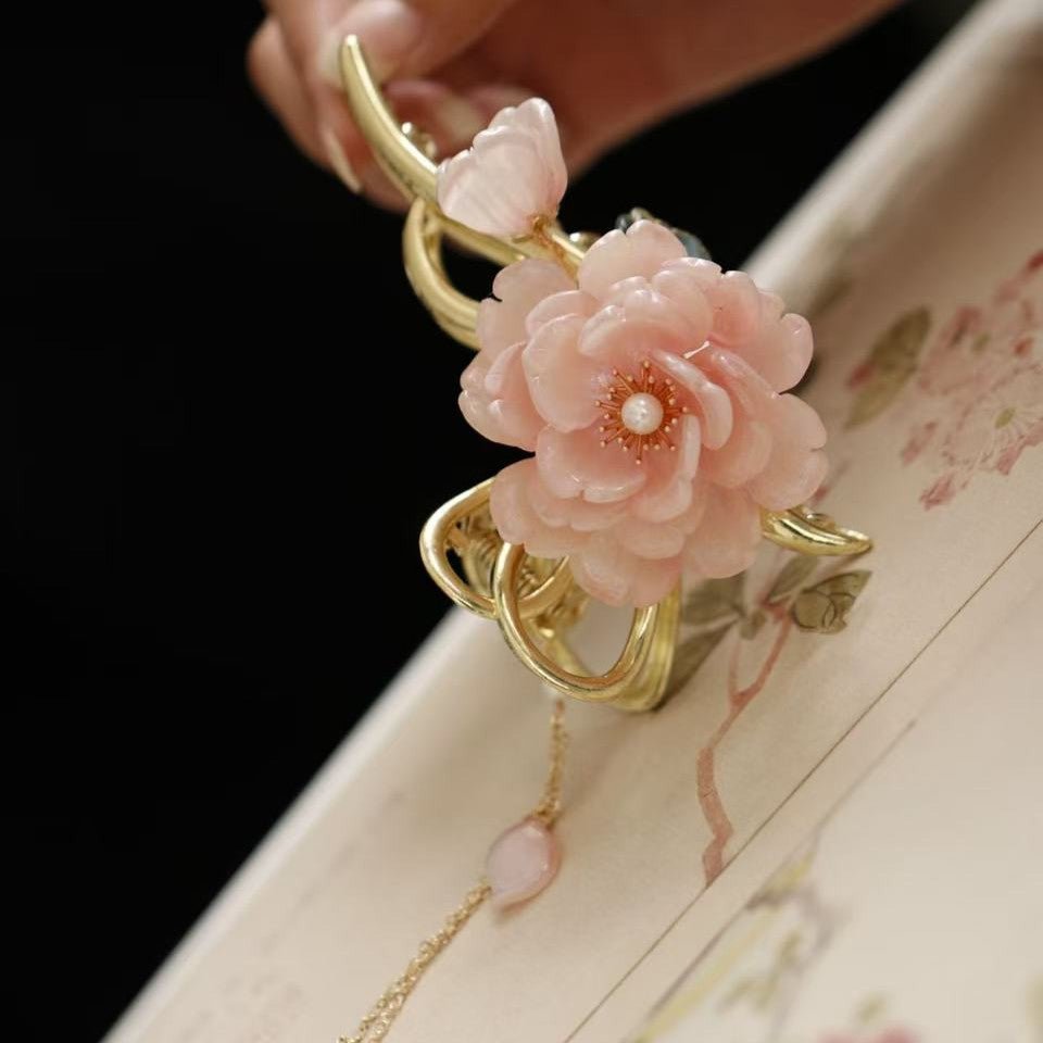 Peony Butterfly Tassel Hair Clawhair clawsJewelryBlossomuniqueflowerearringsgiftforhermothergiftdaughtergiftbirthdaygiftanniversarygift