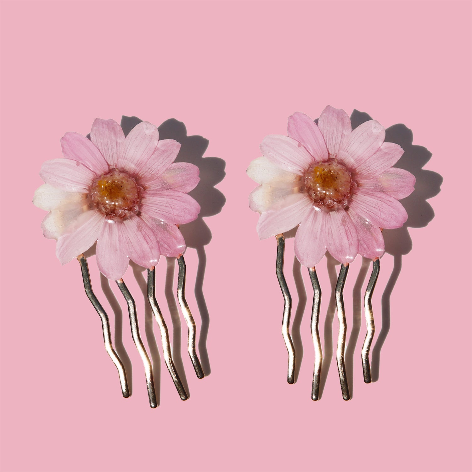 Pink Daisy Hair Combs (2 Pieces)HAIRJewelryBlossomuniqueflowerearringsgiftforhermothergiftdaughtergiftbirthdaygiftanniversarygift