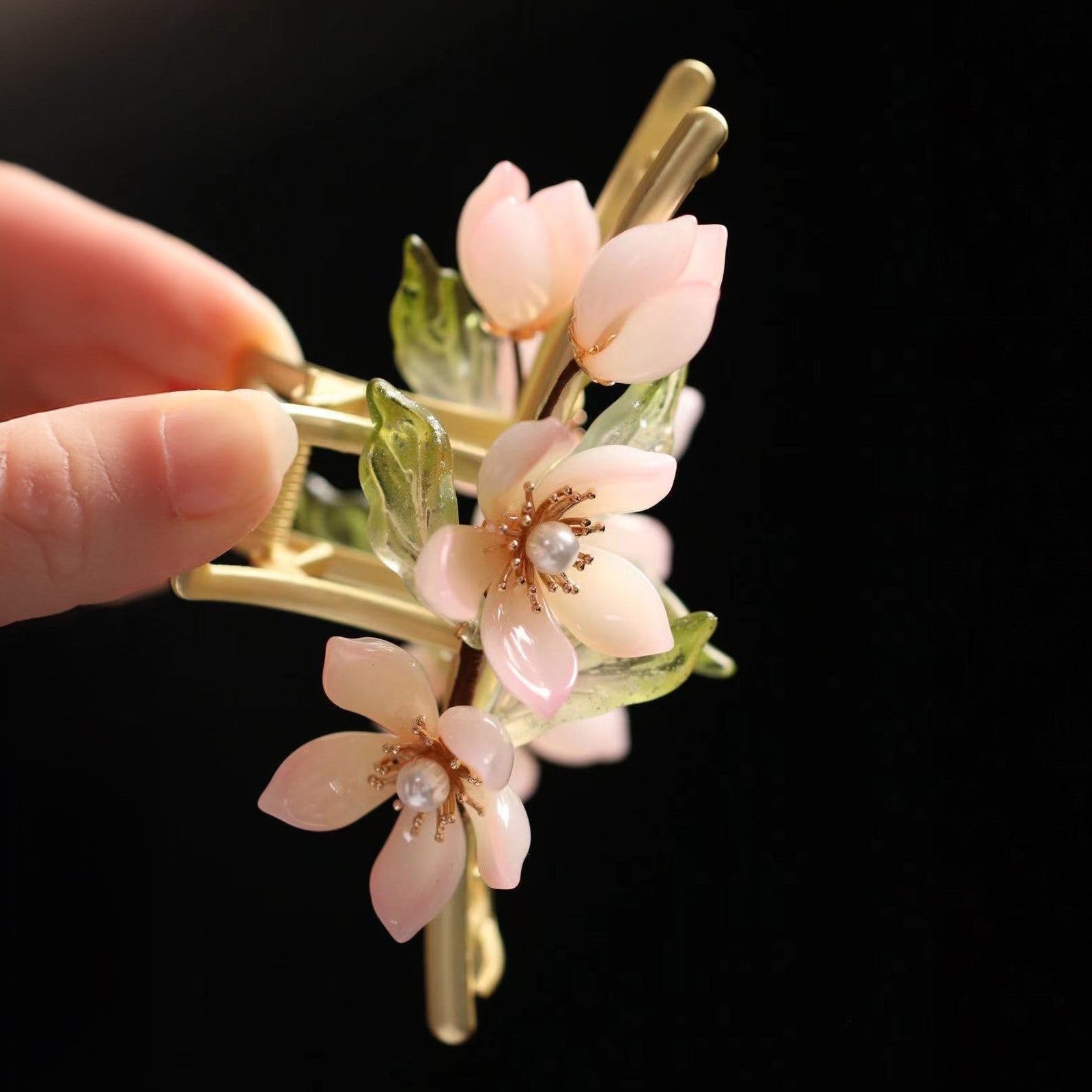 Pink Jasmine Garden Hair Clawhair clawsJewelryBlossomuniqueflowerearringsgiftforhermothergiftdaughtergiftbirthdaygiftanniversarygift