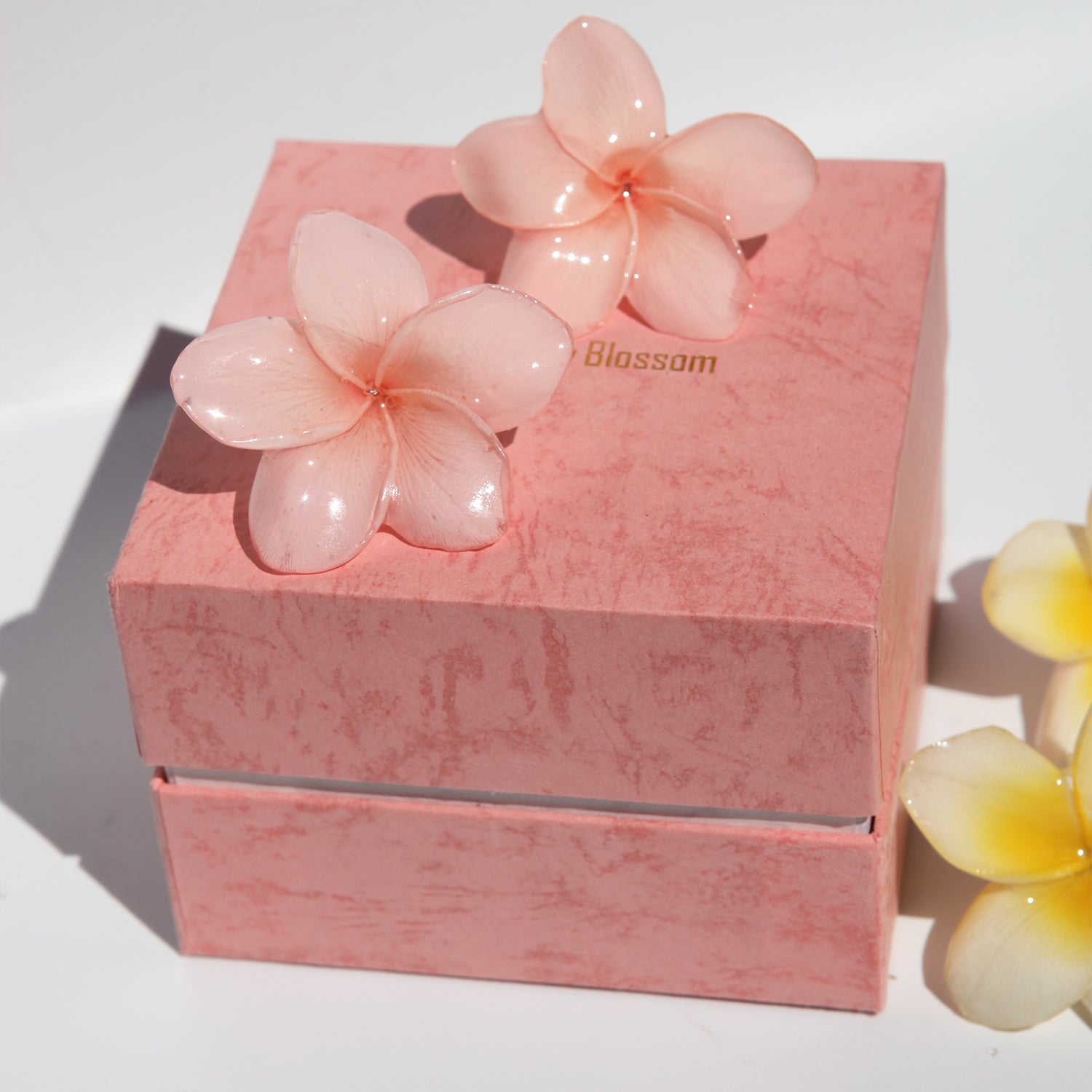 Pink Plumeria Flower Earring StudsHAIRJewelryBlossomuniqueflowerearringsgiftforhermothergiftdaughtergiftbirthdaygiftanniversarygift