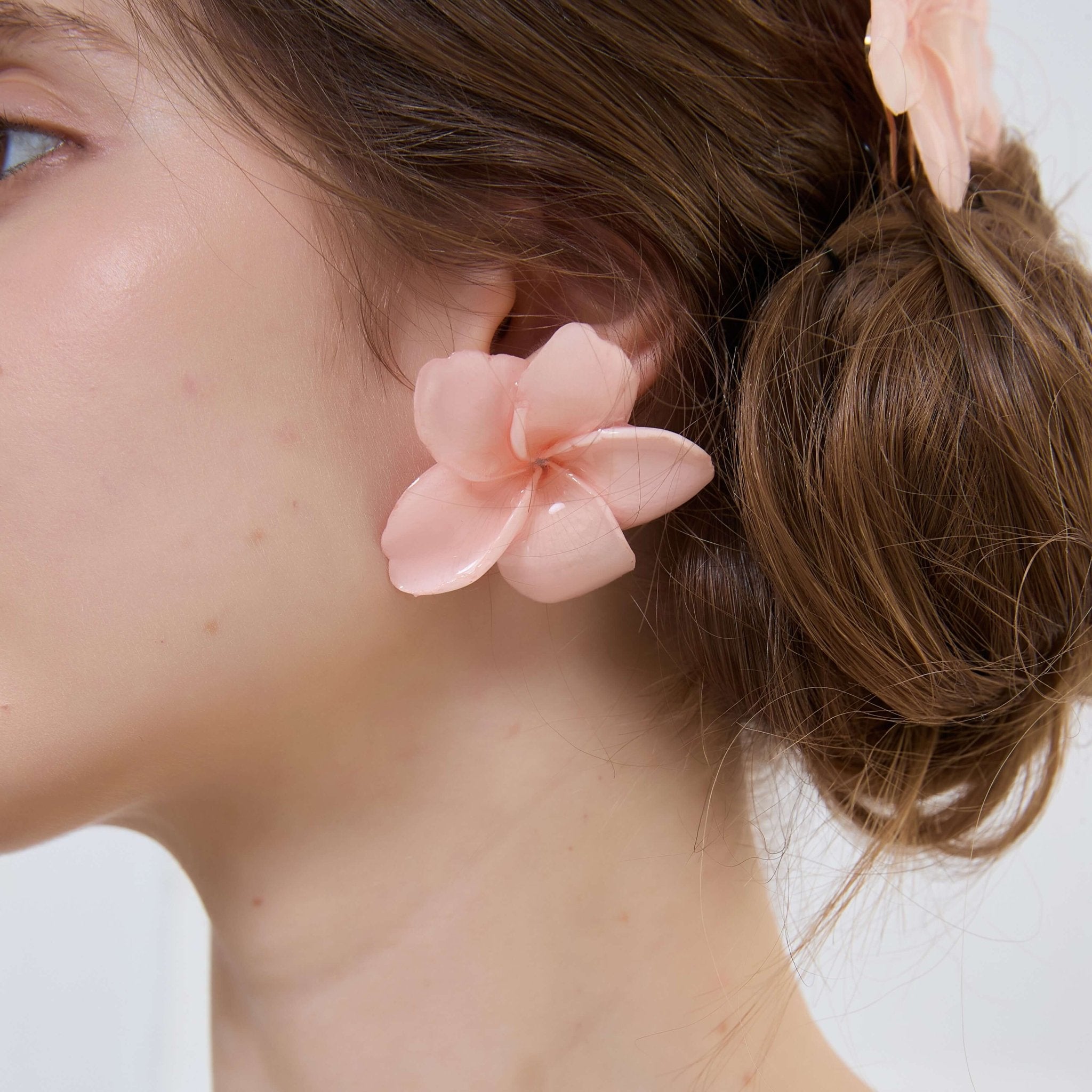 Pink Plumeria Flower Earring StudsHAIRJewelryBlossomuniqueflowerearringsgiftforhermothergiftdaughtergiftbirthdaygiftanniversarygift