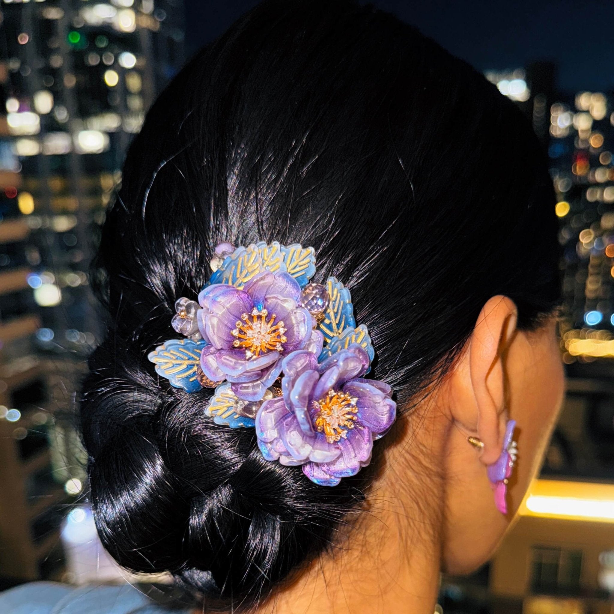 Purple Begonia Flower Hair ClipHAIRJewelryBlossomuniqueflowerearringsgiftforhermothergiftdaughtergiftbirthdaygiftanniversarygift
