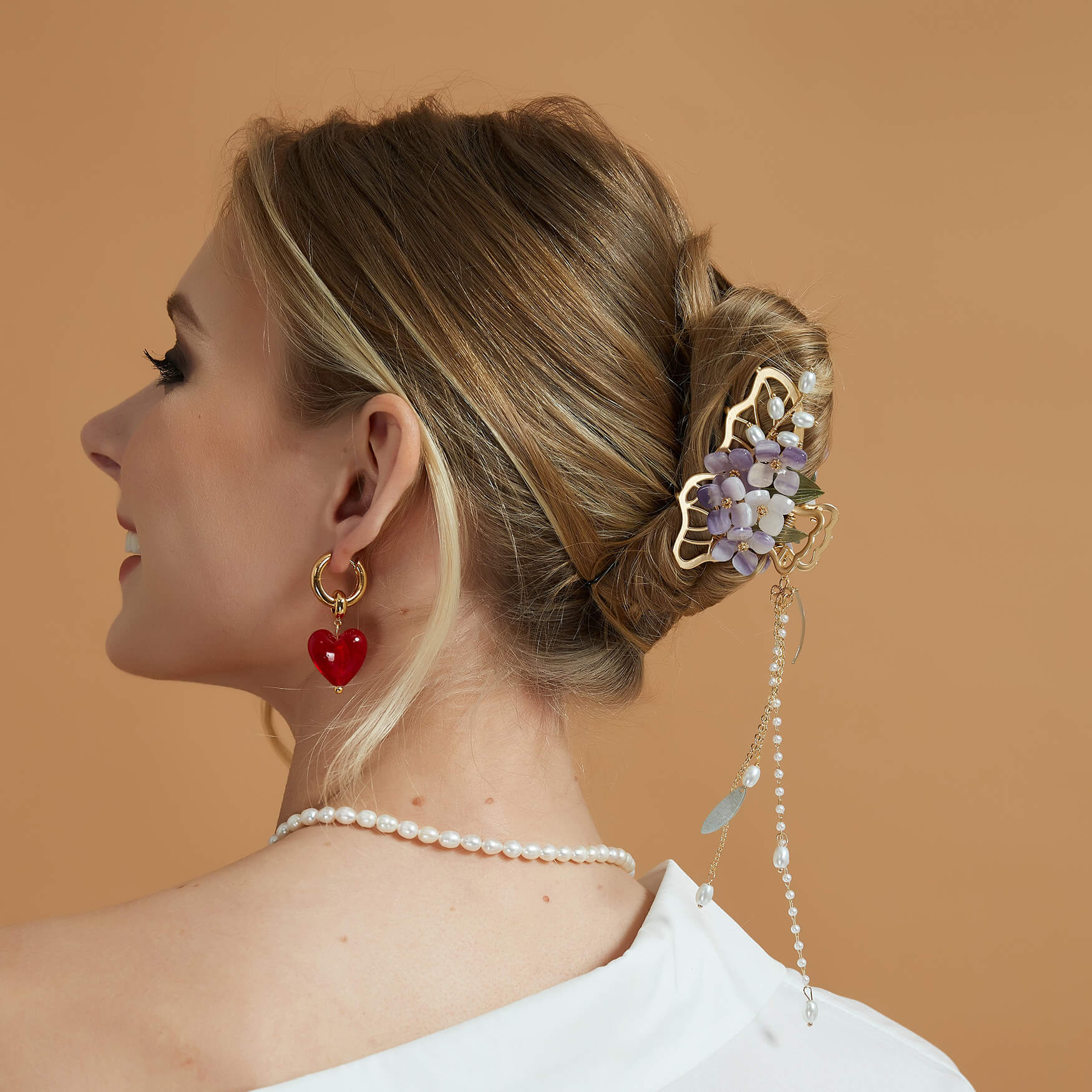 Purple Lilac Flower Hair Clawhair clawsJewelryBlossomuniqueflowerearringsgiftforhermothergiftdaughtergiftbirthdaygiftanniversarygift