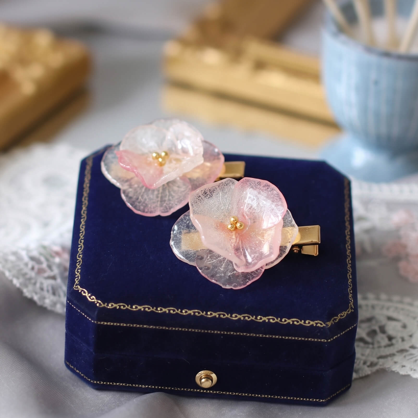 *Real Flower* Blushing Hydrangea Flower Hair Clip Set (4-Piece Set) Earrings JewelryBlossom flowerjewelry weddingjewelry bridaljewelry weddinggift bridemaidgiftgiftforher mothergift daughtergift birthdaygift anniversarygi