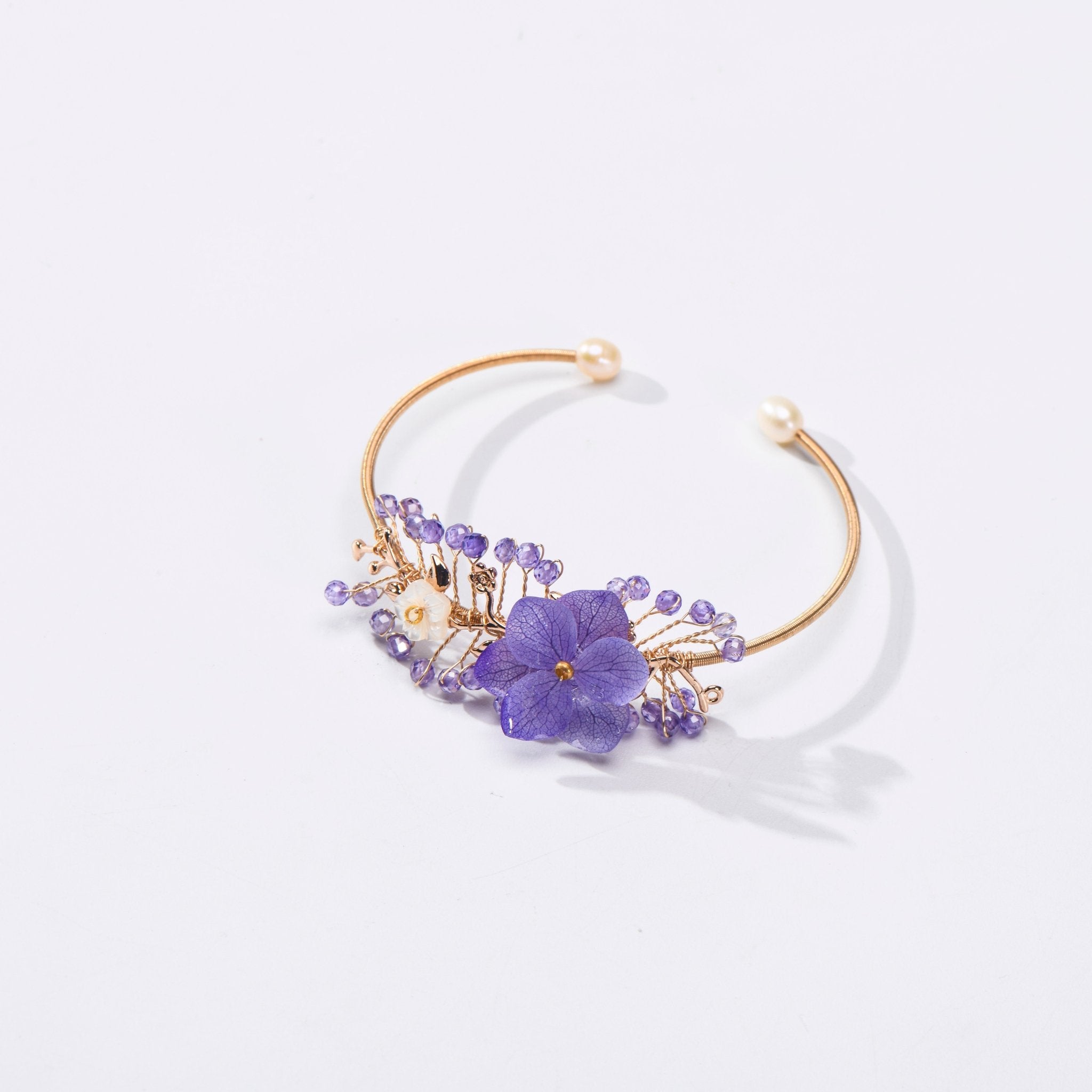 *Real Flower* Hydrangea Flowers Crystal Bangle BraceletBraceletJewelryBlossomuniqueflowerearringsgiftforhermothergiftdaughtergiftbirthdaygiftanniversarygift