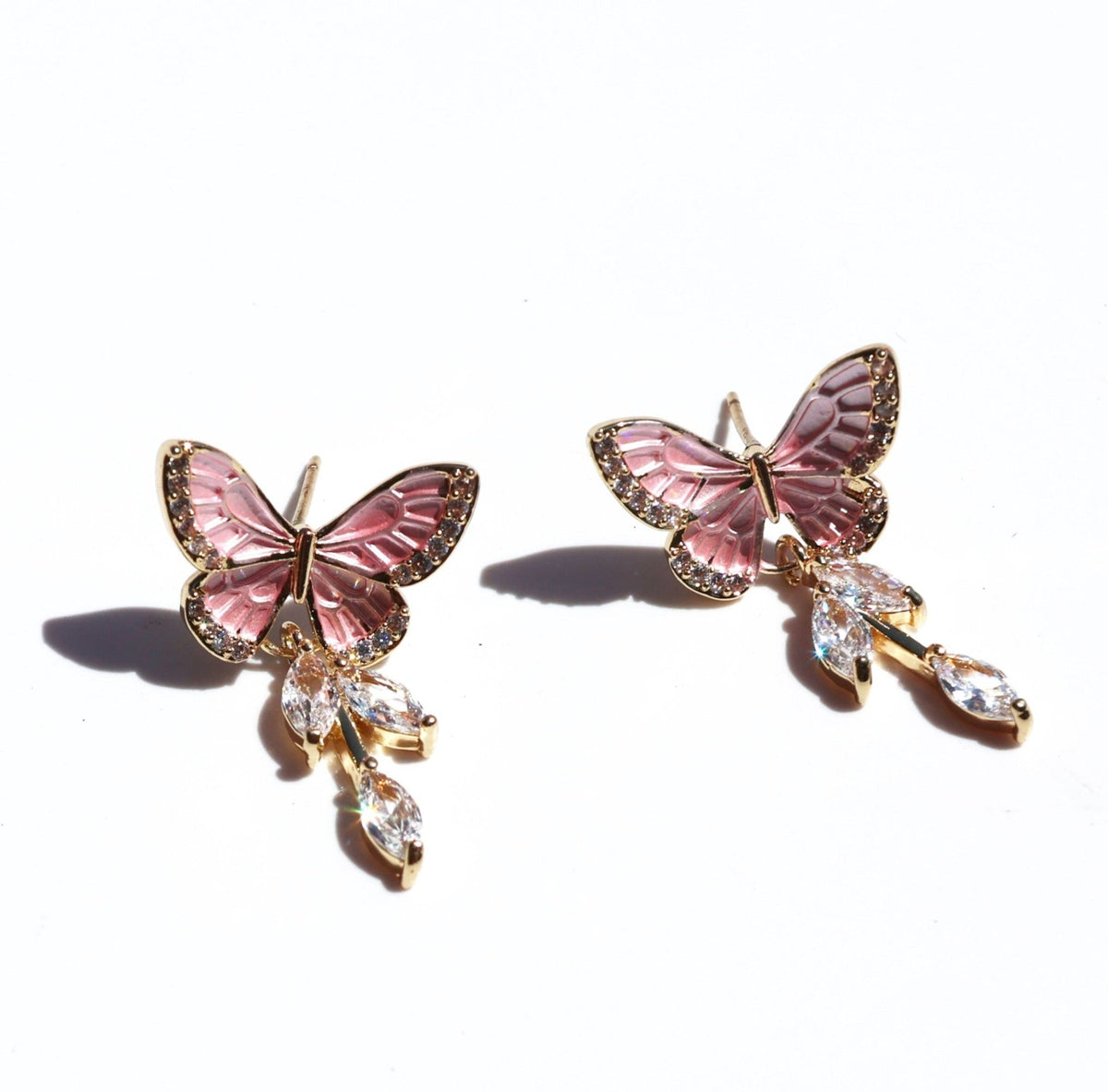 Rosé Butterfly Crystal Leaf Drop Earrings Earrings JewelryBlossom #flowerjewelry# #weddingjewelry# #bridaljewelry# #weddinggift# #bridemaidgift##giftforher# #mothergift# #daughtergift# #birthdaygift# #anniversarygi