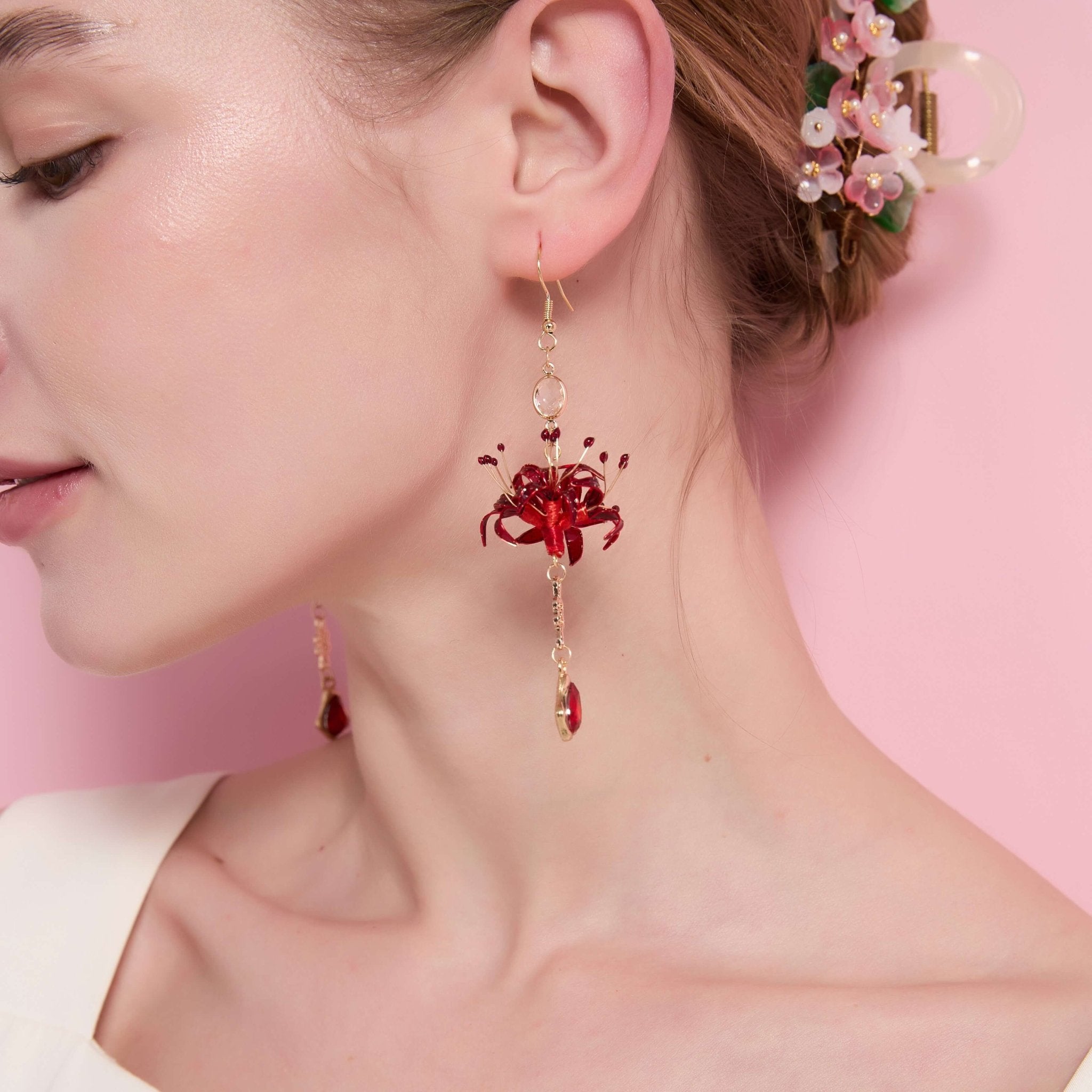 Ruby Lycoris Flame Flower EarringsEarringsJewelryBlossomuniqueflowerearringsgiftforhermothergiftdaughtergiftbirthdaygiftanniversarygift