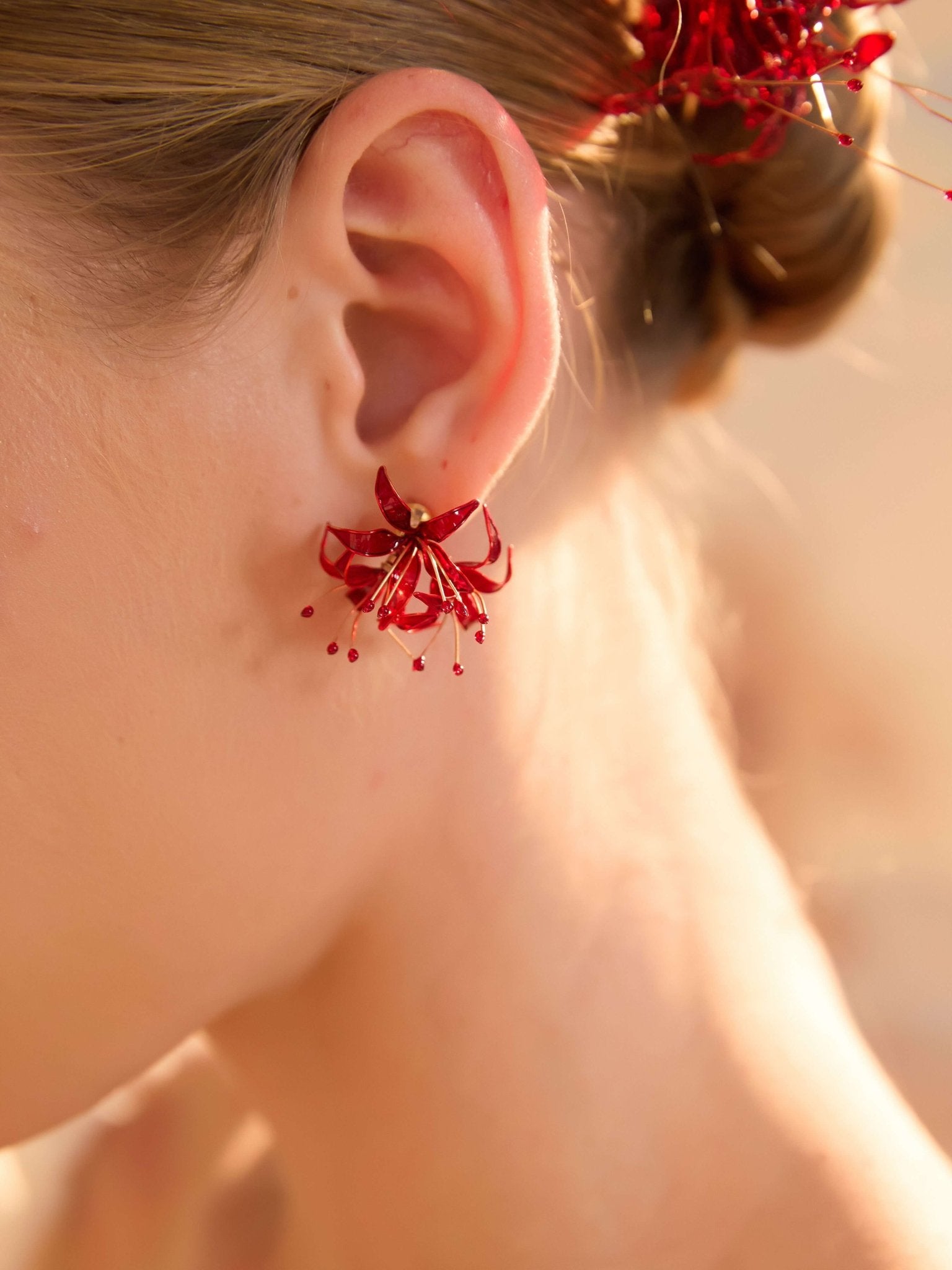 Ruby Lycoris Flower Stud Earrings Earrings JewelryBlossom flowerjewelry weddingjewelry bridaljewelry weddinggift bridemaidgiftgiftforher mothergift daughtergift birthdaygift anniversarygi