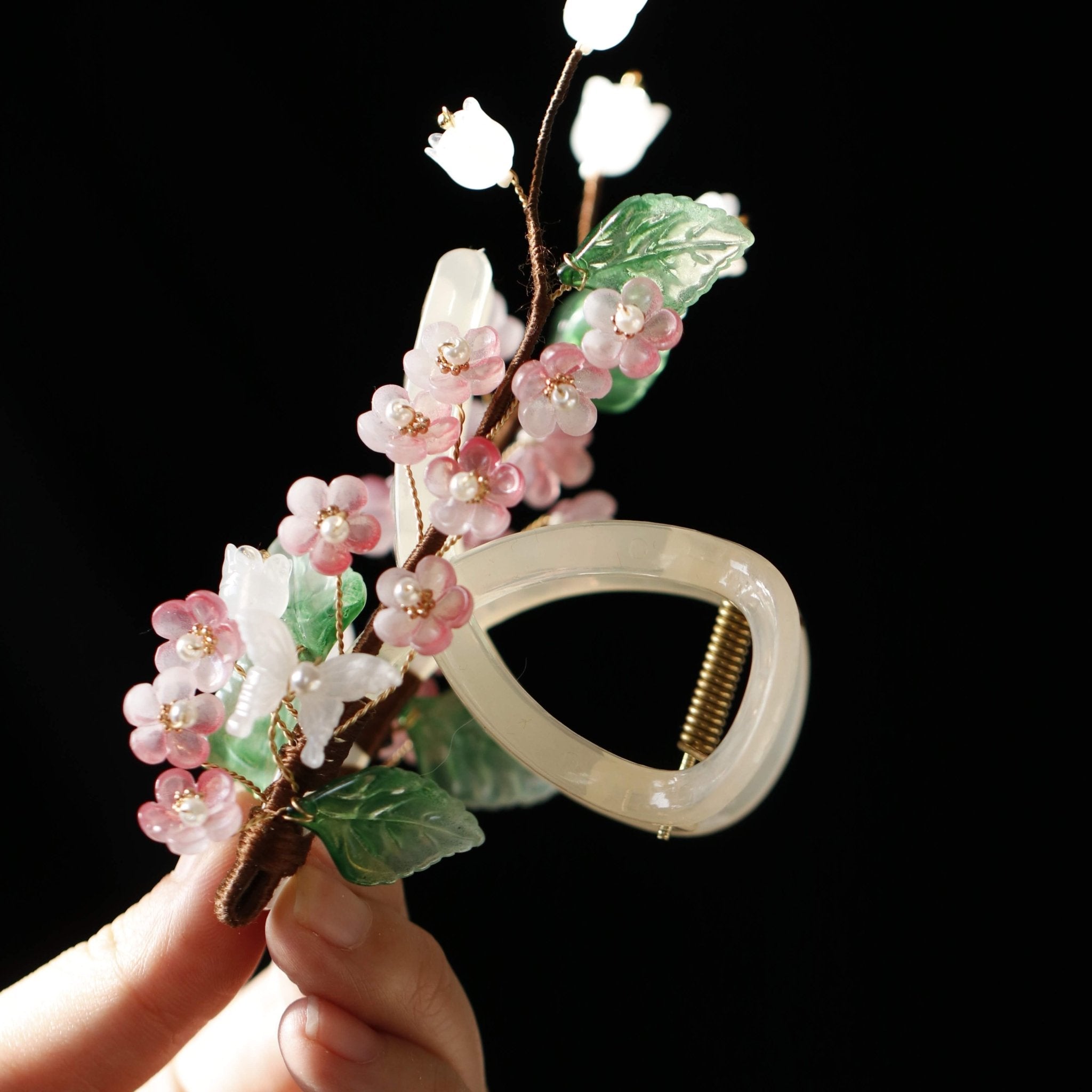Sakura Mist Garden Hair Clawhair clawsJewelryBlossomuniqueflowerearringsgiftforhermothergiftdaughtergiftbirthdaygiftanniversarygift