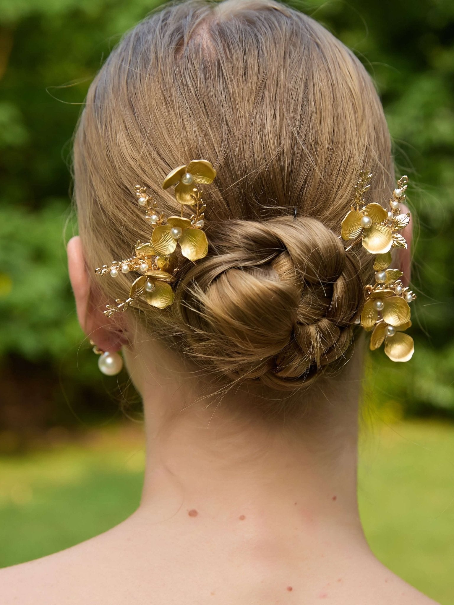 Vivienne Hair Pin Set (4-Piece)HAIRJewelryBlossomuniqueflowerearringsgiftforhermothergiftdaughtergiftbirthdaygiftanniversarygift