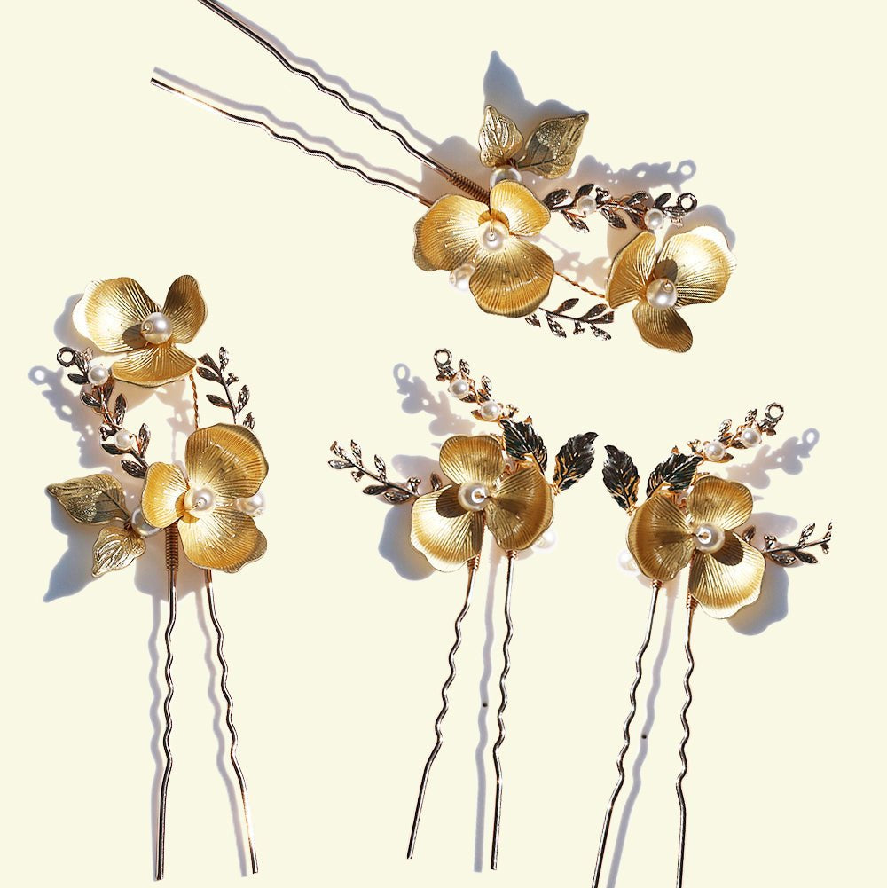 Vivienne Hair Pin Set (4-Piece) HAIR JewelryBlossom flowerjewelry weddingjewelry bridaljewelry weddinggift bridemaidgiftgiftforher mothergift daughtergift birthdaygift anniversarygi