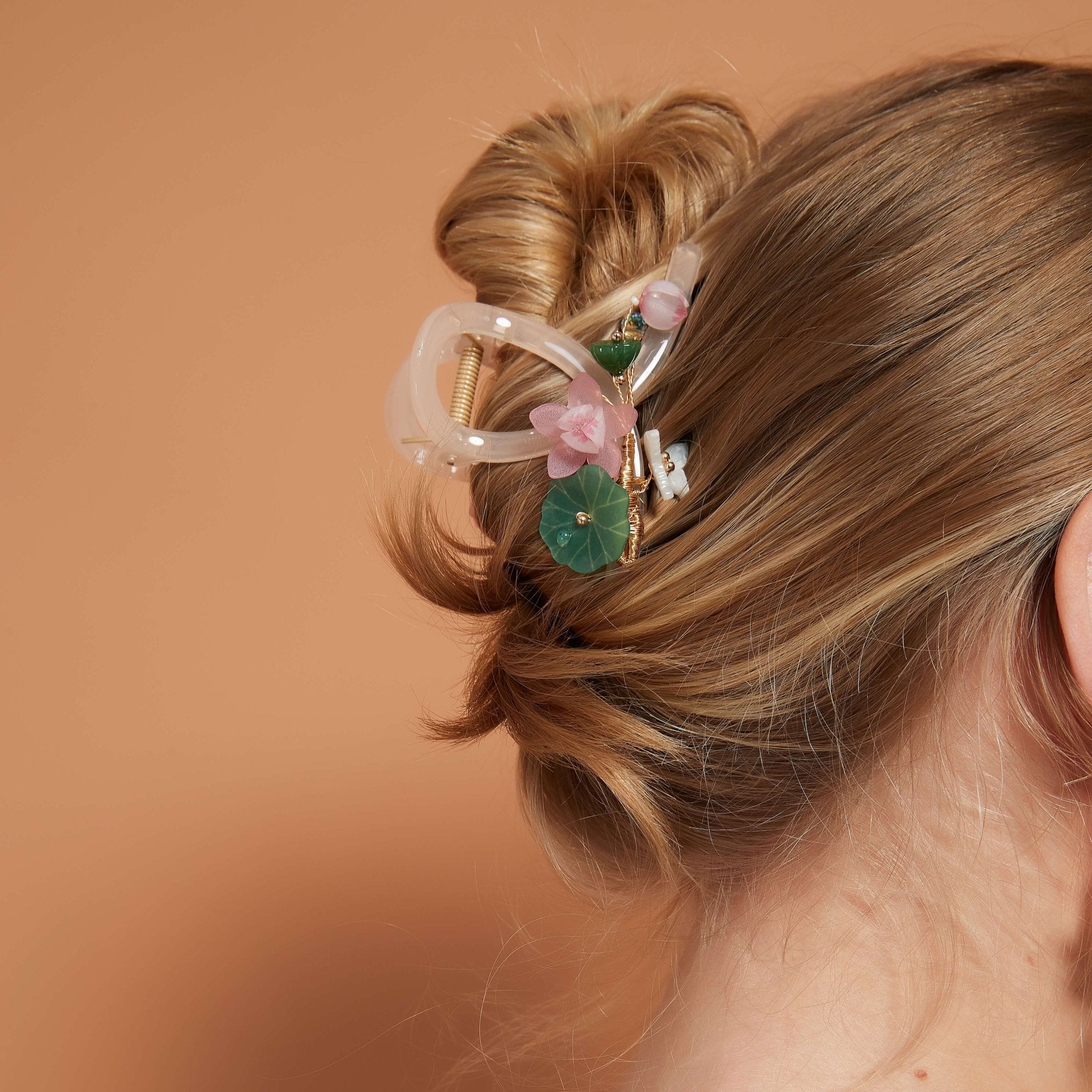 Waterlily Pond Garden Hair Clawhair clawsJewelryBlossomuniqueflowerearringsgiftforhermothergiftdaughtergiftbirthdaygiftanniversarygift