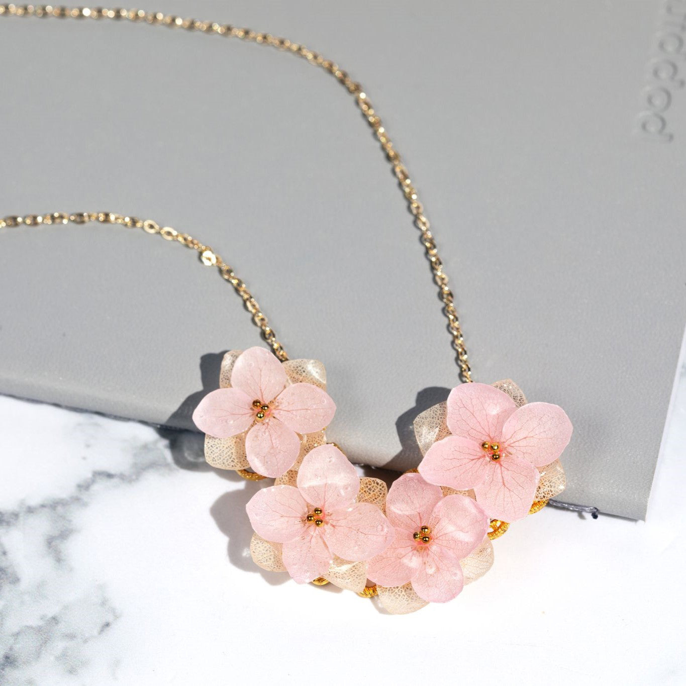 Amelia Pink Hydrangea Garden NecklaceNecklaceJewelryBlossomuniqueflowerearringsgiftforhermothergiftdaughtergiftbirthdaygiftanniversarygift