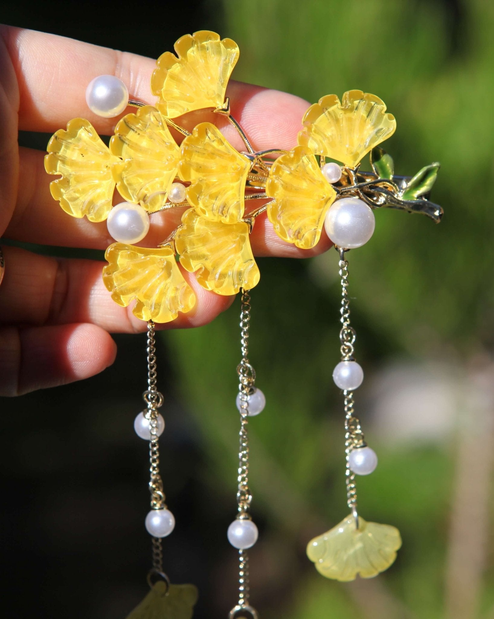 Yellow Ginkgo Tassel Hair Cliphair clawsJewelryBlossomuniqueflowerearringsgiftforhermothergiftdaughtergiftbirthdaygiftanniversarygift