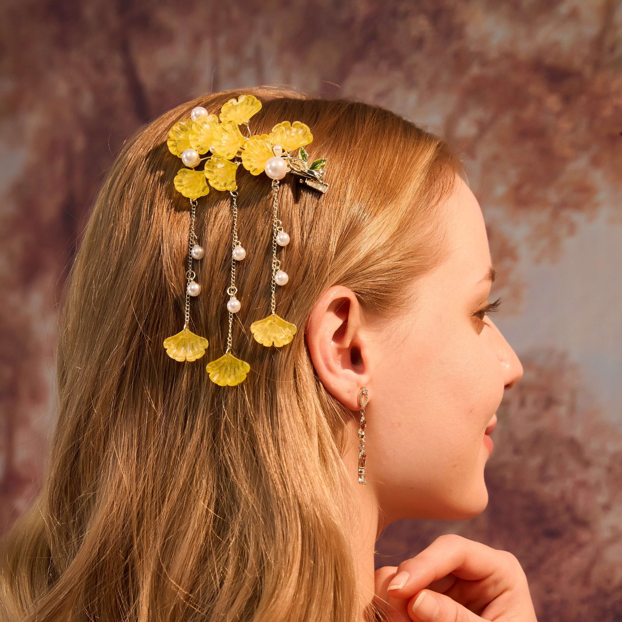 Yellow Ginkgo Tassel Hair Cliphair clawsJewelryBlossomuniqueflowerearringsgiftforhermothergiftdaughtergiftbirthdaygiftanniversarygift