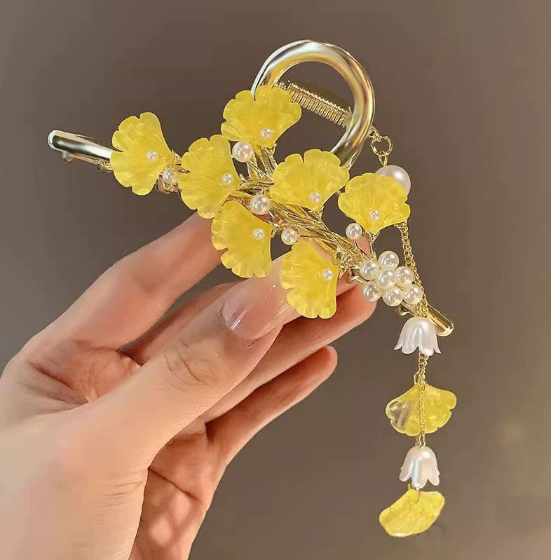Yellow Ginkgo Flower Tassel Hair Clawhair clawsJewelryBlossomuniqueflowerearringsgiftforhermothergiftdaughtergiftbirthdaygiftanniversarygift