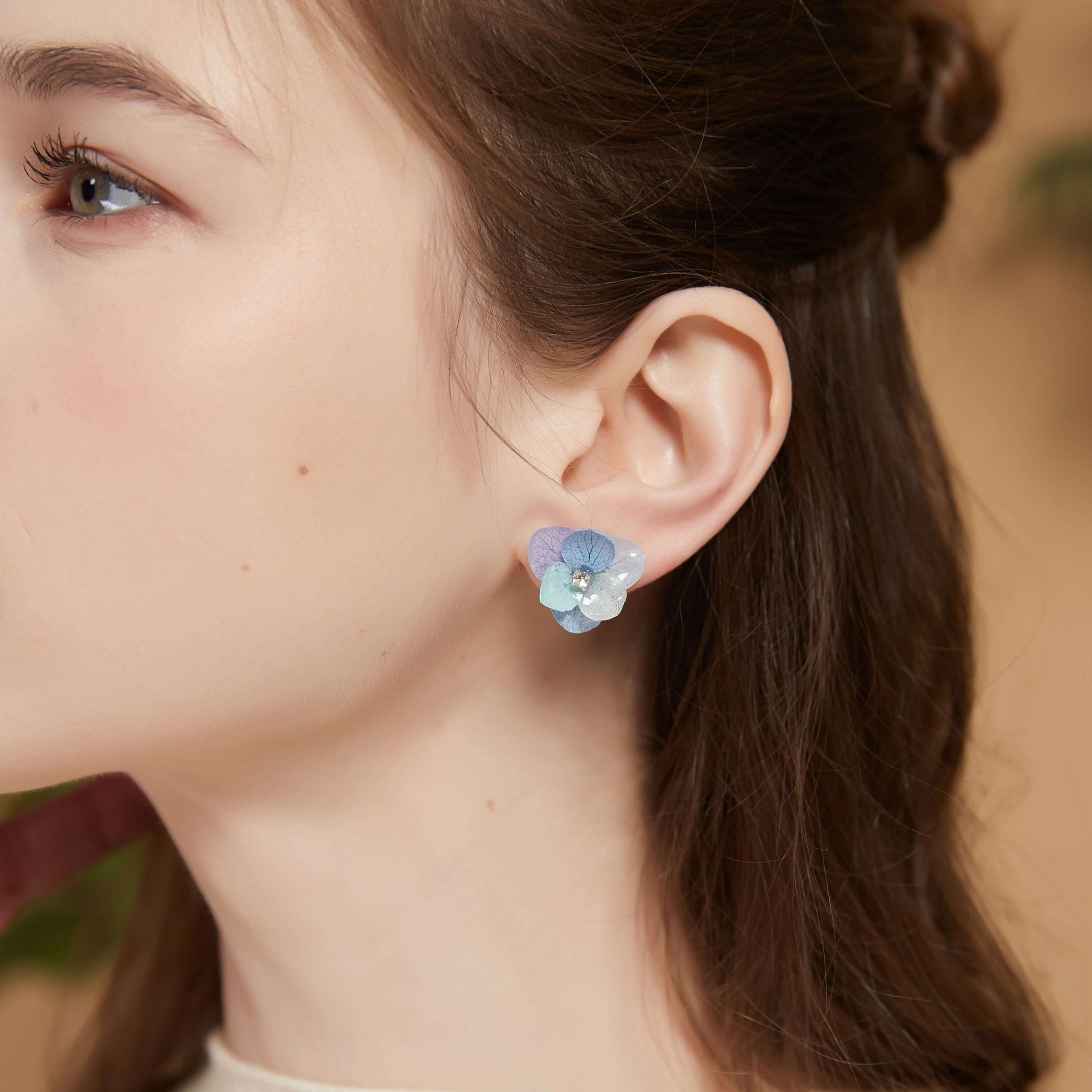 4 - Shade Blue Hydrangea Flowers Stud EarringsEarringsJewelryBlossomuniqueflowerearringsgiftforhermothergiftdaughtergiftbirthdaygiftanniversarygift