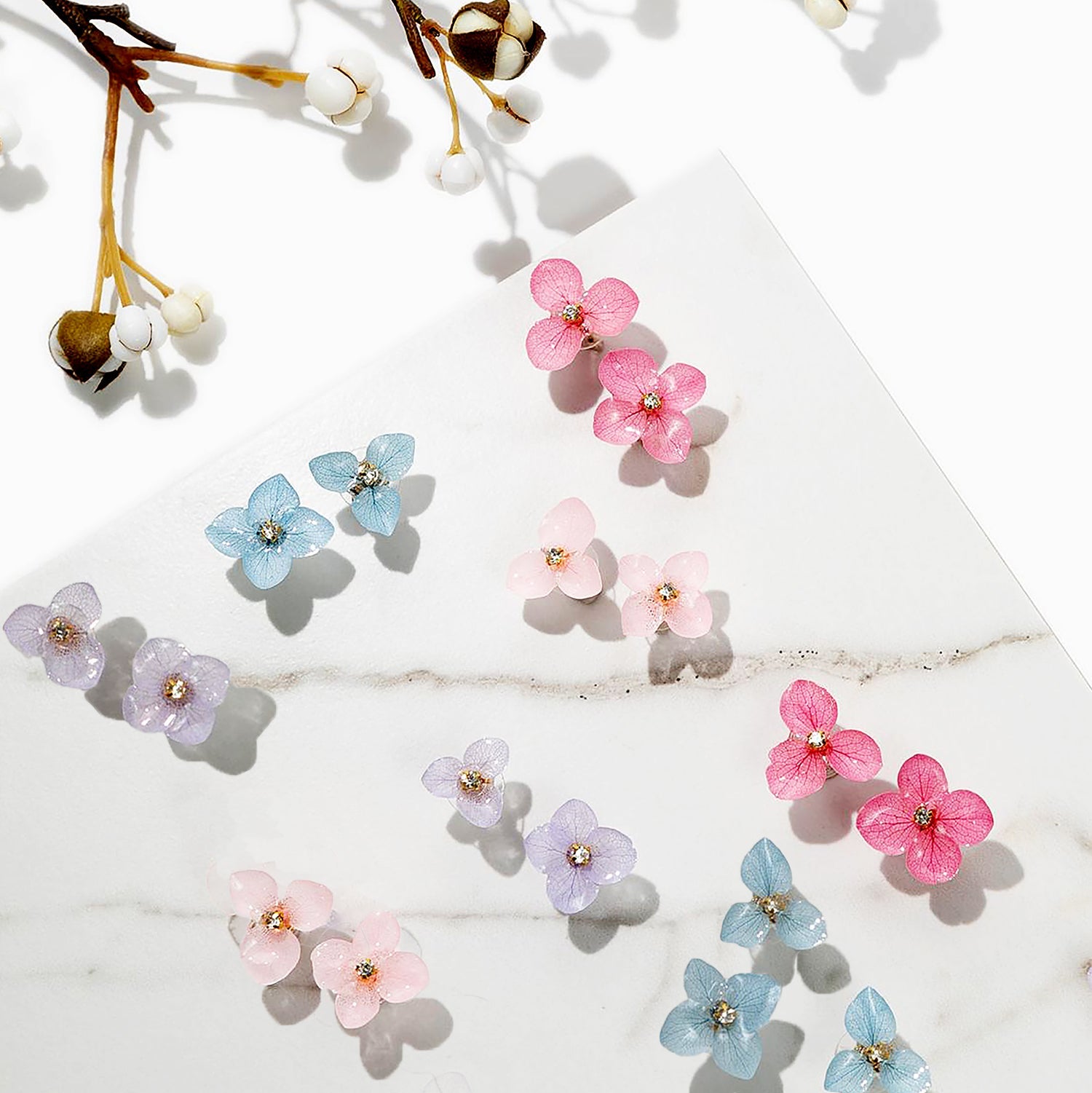 #flowerearring# jewelryblossom#earrings##flowerearrings##weddingearrings##realflowerearrings##hydrangeaearrings# flower studs