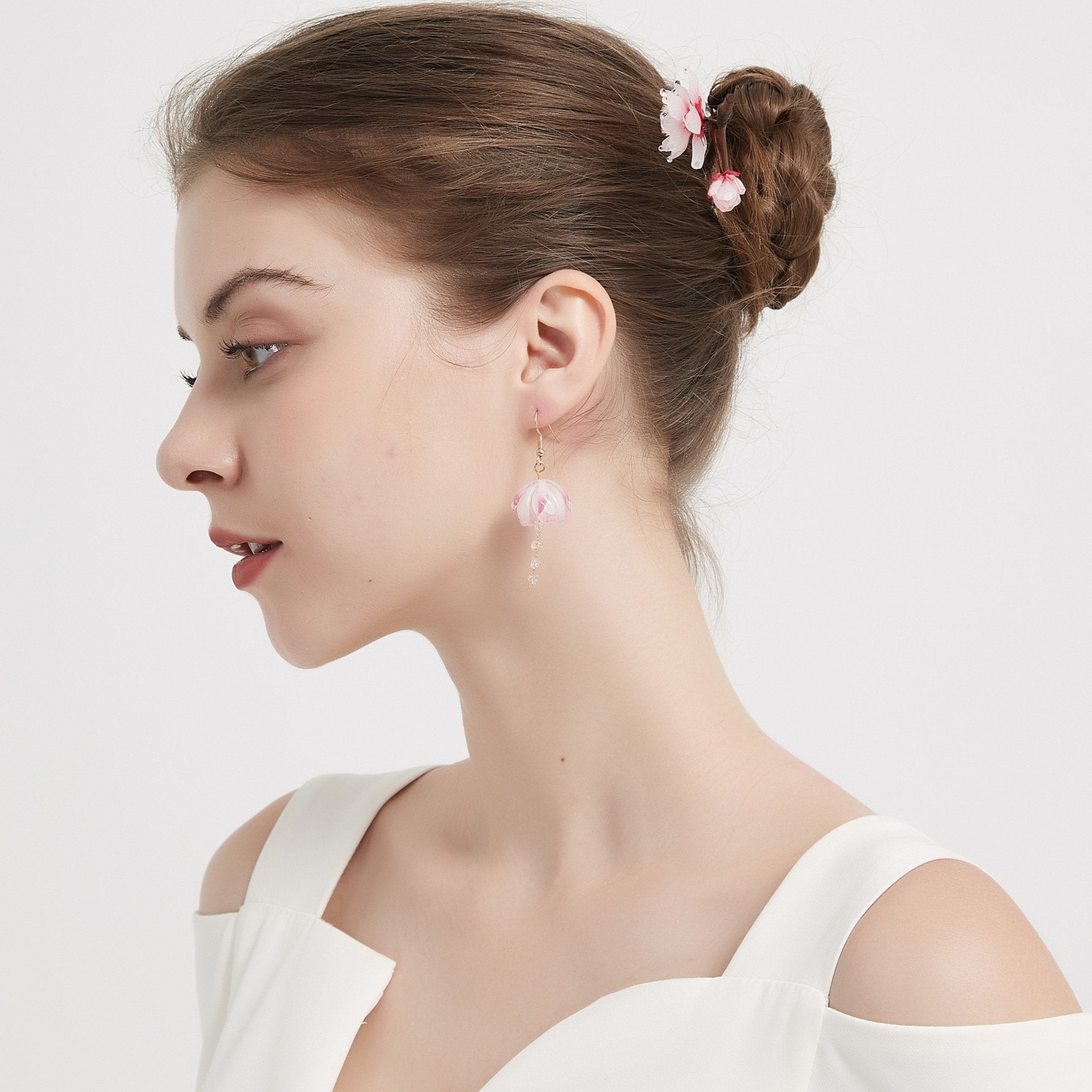 #flowerhairclips# #jewelryblossom##hairclips##weddinghairstyle##weddingjewelry# #hairstick#
#flowerjewelry# #hairstick#