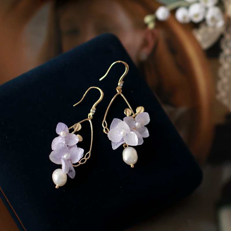 Tiana Purple Hydrangea Drop EarringsEarringsJewelryBlossomuniqueflowerearringsgiftforhermothergiftdaughtergiftbirthdaygiftanniversarygift