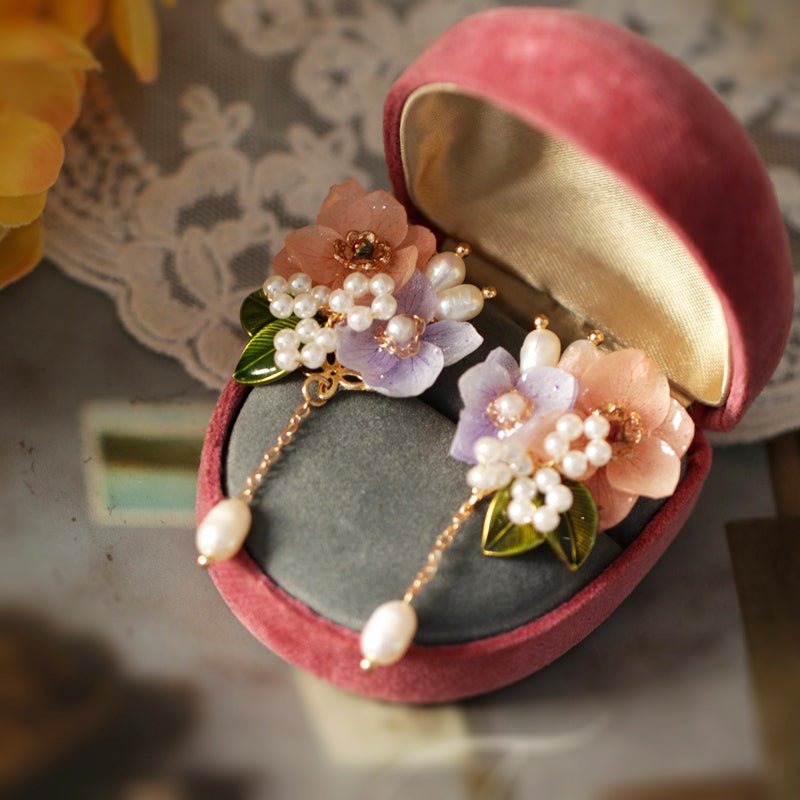 Two - tone Hydrangea Freshwater Pearl EarringsEarringsJewelryBlossomuniqueflowerearringsgiftforhermothergiftdaughtergiftbirthdaygiftanniversarygift