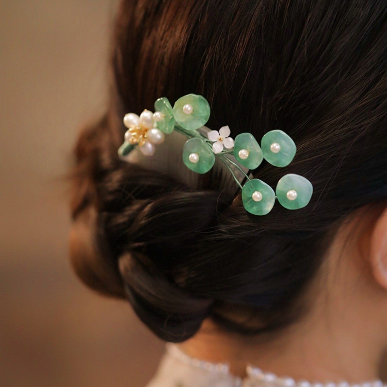 Waterlily Pond Hair Side CombHAIRJewelryBlossomuniqueflowerearringsgiftforhermothergiftdaughtergiftbirthdaygiftanniversarygift