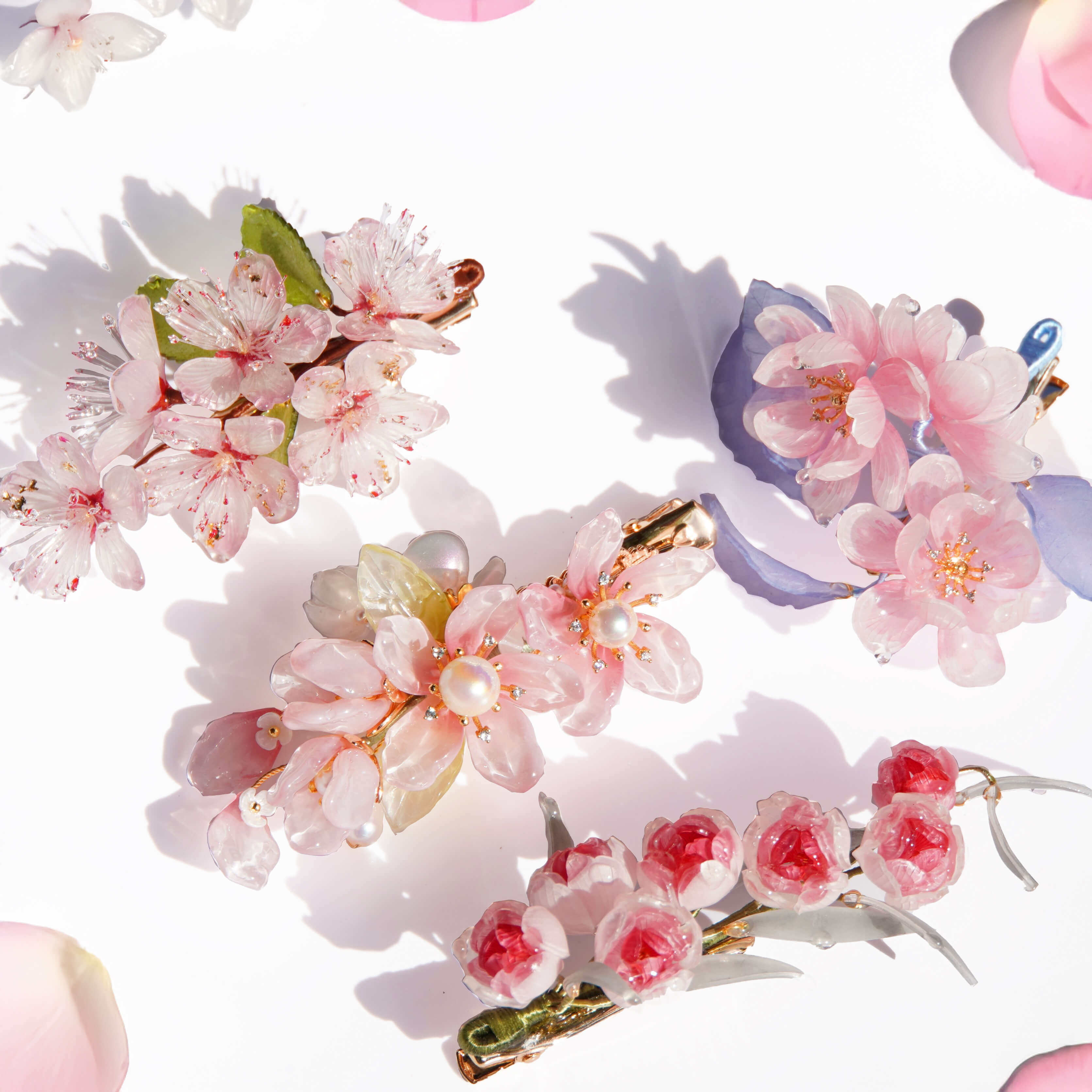 flower hair clips
flower hair style
wedding hair
wedding jewelry
braidmaid jewlery
jewelry blossom hair