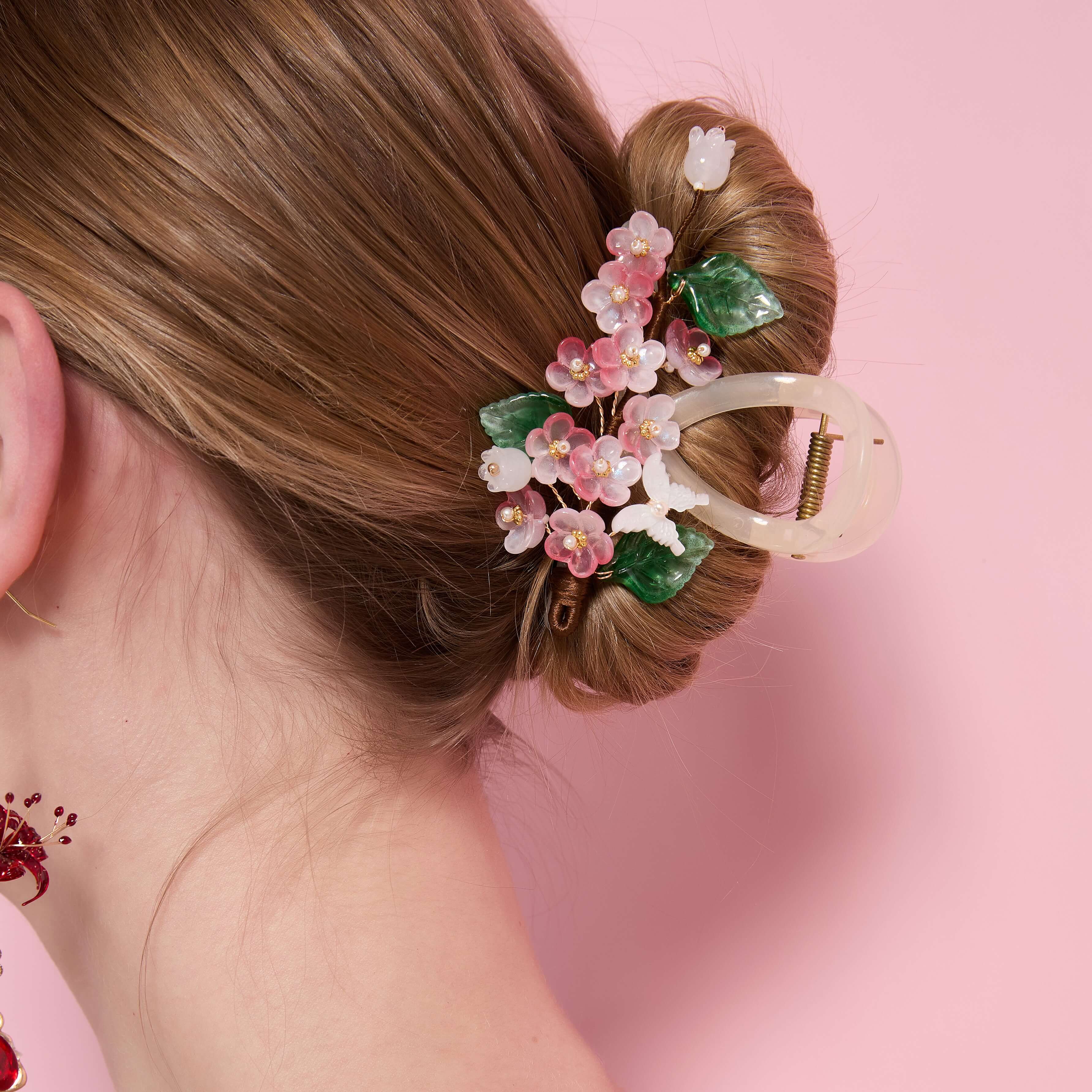 Sakura Mist Garden Hair Claw