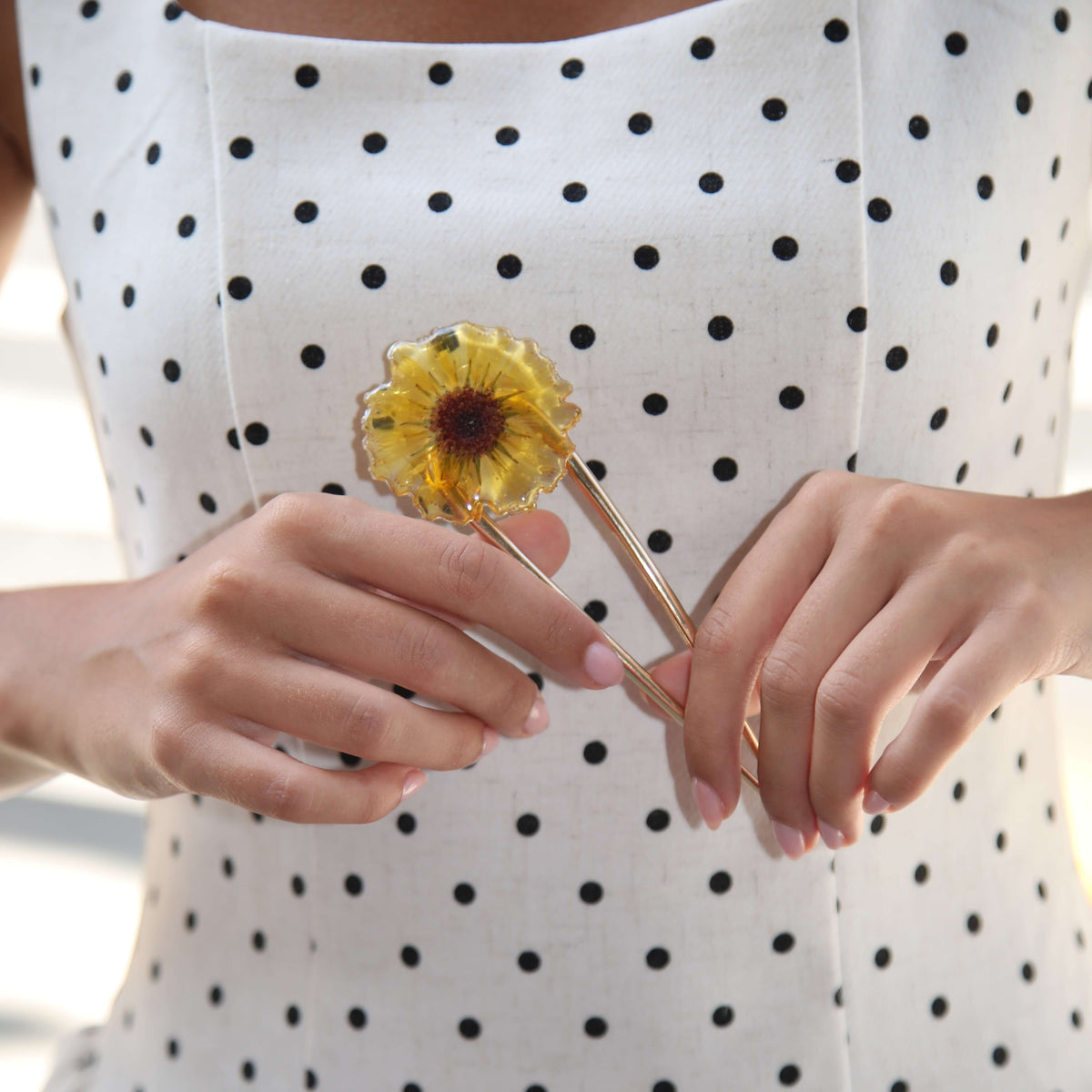 *Real Flower* Sunflower Resin French Hair Pin