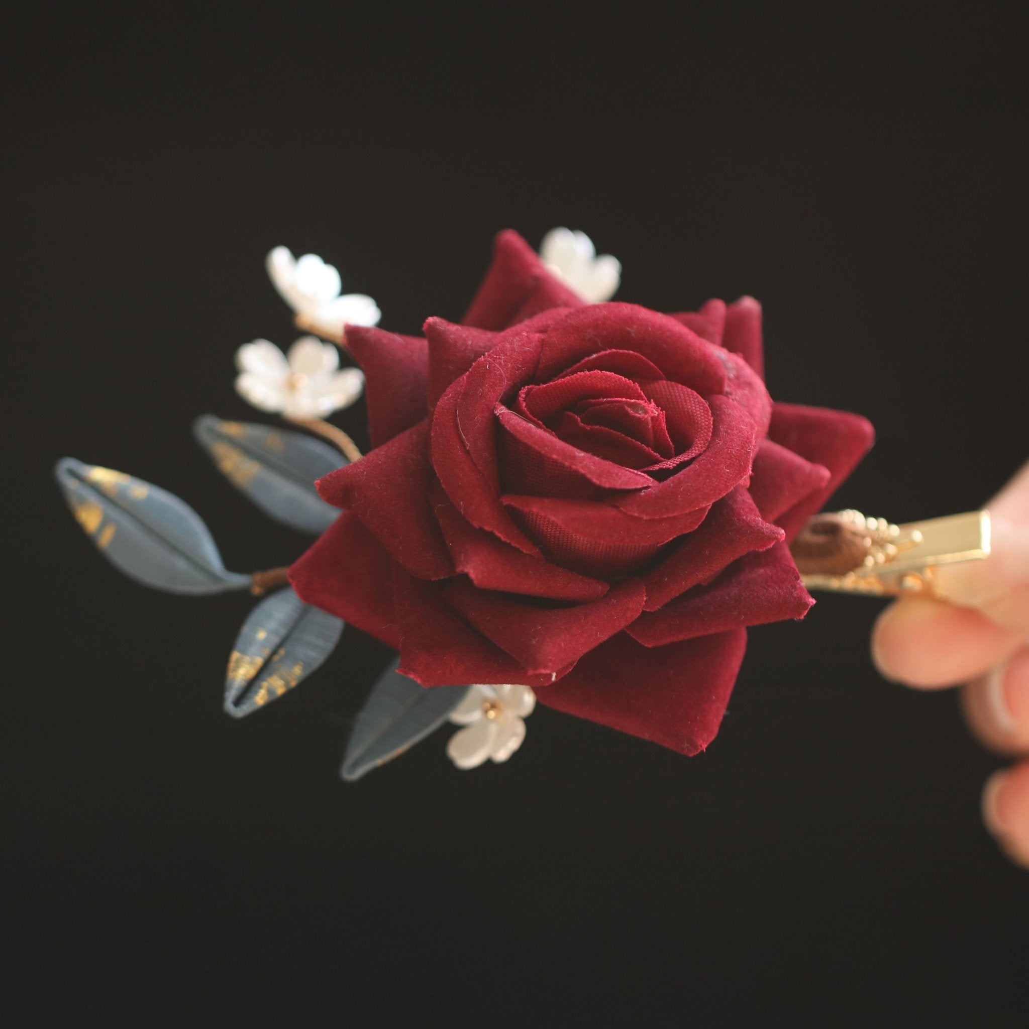 Alec's Red Rose Hair ClipHair ClipsJewelryBlossomuniqueflowerearringsgiftforhermothergiftdaughtergiftbirthdaygiftanniversarygift