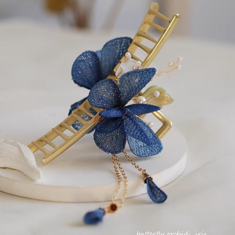Blue Butterfly Flower Garden Hair Clawhair clawsJewelryBlossomuniqueflowerearringsgiftforhermothergiftdaughtergiftbirthdaygiftanniversarygift