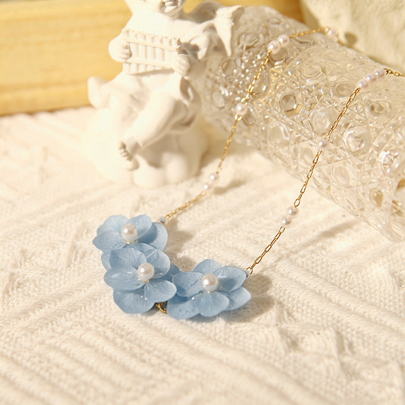 *Real Flower* Glacial Mist Hydrangea Flower Pearl Necklace